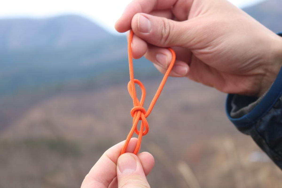 もやい結びとは ロープワークを学んでキャンプに活かす キャンプ アウトドア情報メディアhinata