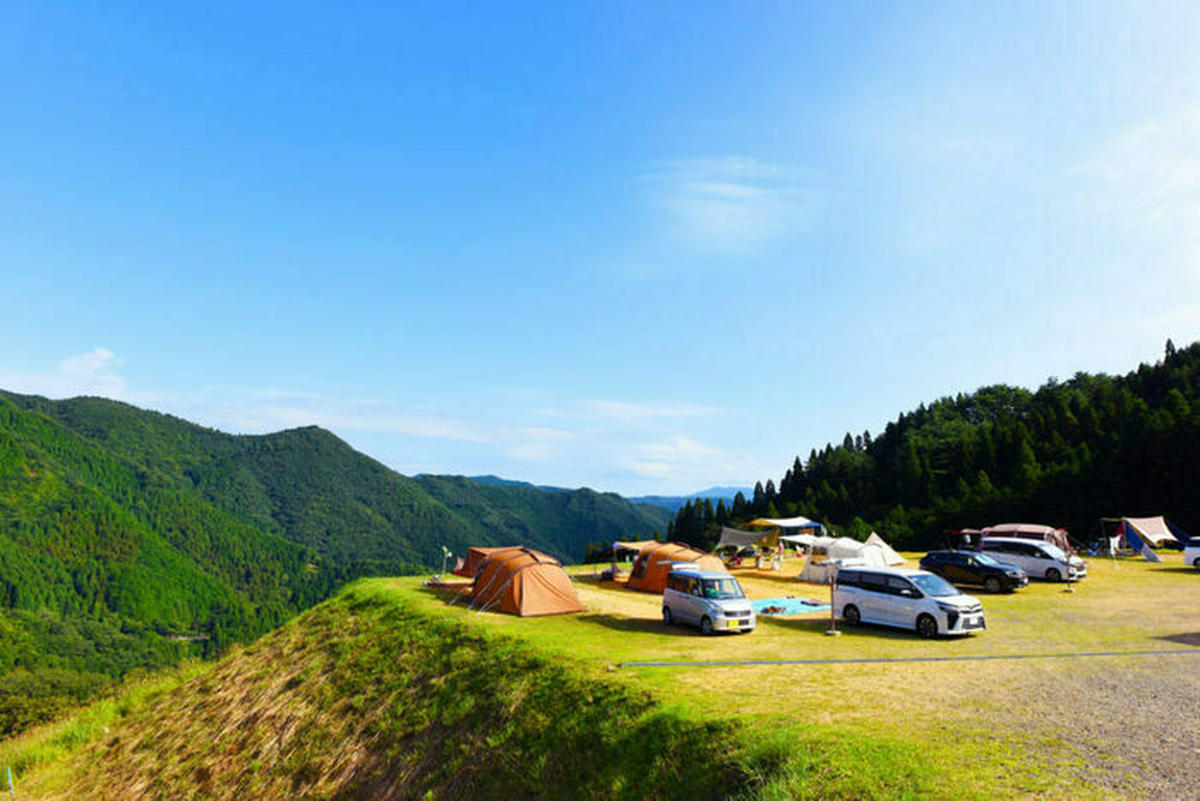 神戸近郊のオートキャンプ場4選 海と山の絶景を眺めながらキャンプを満喫 キャンプ アウトドア情報メディアhinata