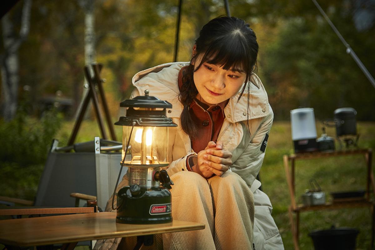 焚き火にぬくもり添えるランタンを徹底比較 Led ガス やっぱりガソリンなワケ みゆキャンプ キャンプ アウトドア情報メディアhinata