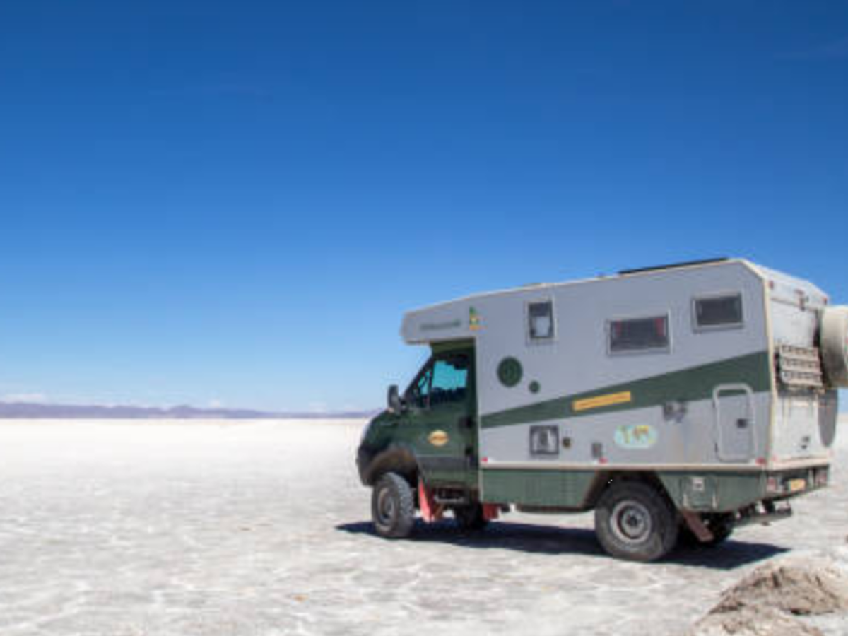 軽トラが小さなログハウスに 自作キャンピングカーの魅力と作り方を紹介 キャンプ アウトドア情報メディアhinata