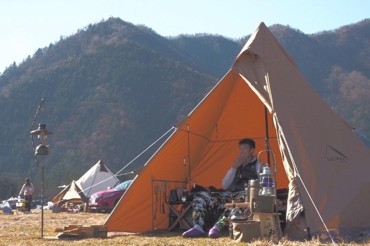 キャンプ中の張本天傑
