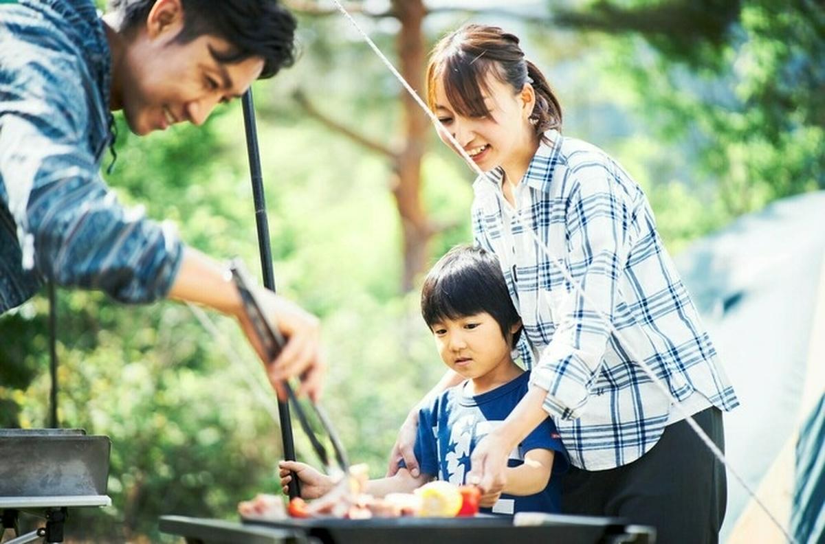 父の日は家族でワイワイ楽しもう パパが意識すべきバーベキューのチェックリストはコレ プロ店員のみっちり講座 キャンプ アウトドア 情報メディアhinata