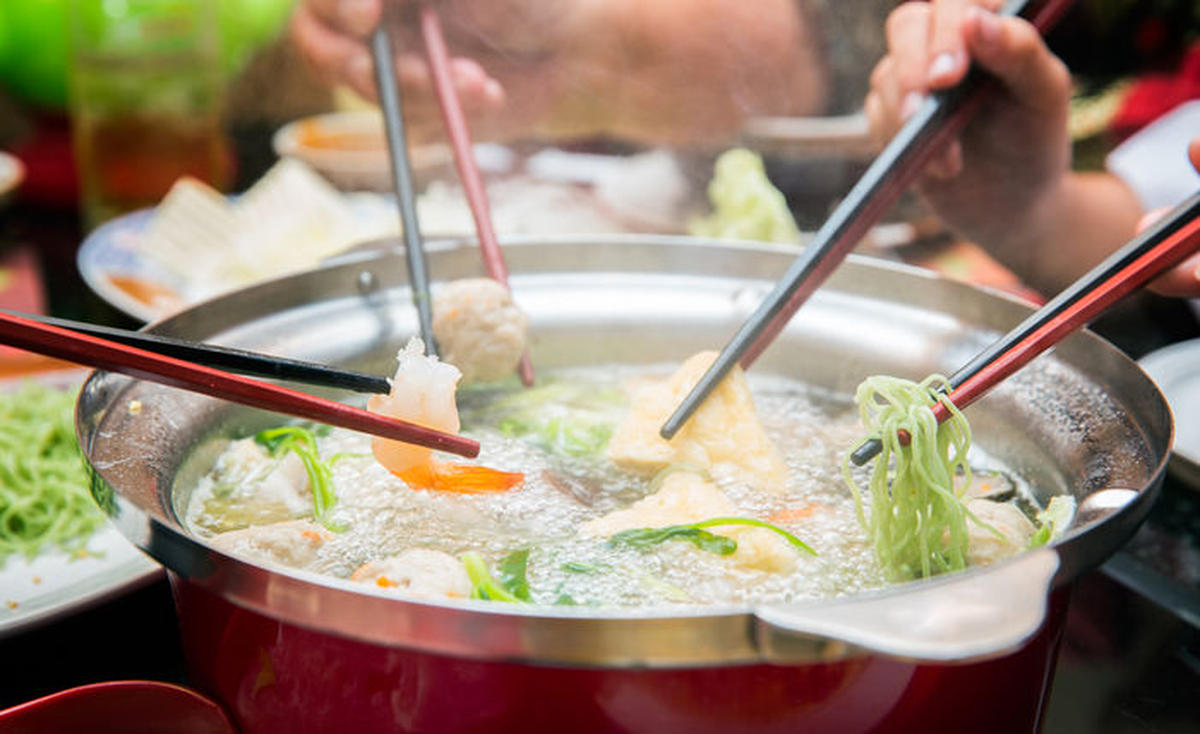体の芯から温まる冬キャンプ料理 おすすめの簡単レシピ10選 キャンプ アウトドア情報メディアhinata 体の芯から温まる冬キャンプ料理 おすすめの簡単レシピ10選 キャンプ アウトドア情報メディアhinata