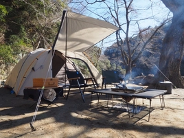 WHOLEEARTHベージュ トンネル型テント ホールアースからトンネル型テント登場！新ロゴでイメージ刷新