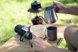 最高峰ケトル、完成。鉄作家が生み出すTAKIBISM「フェトル」の