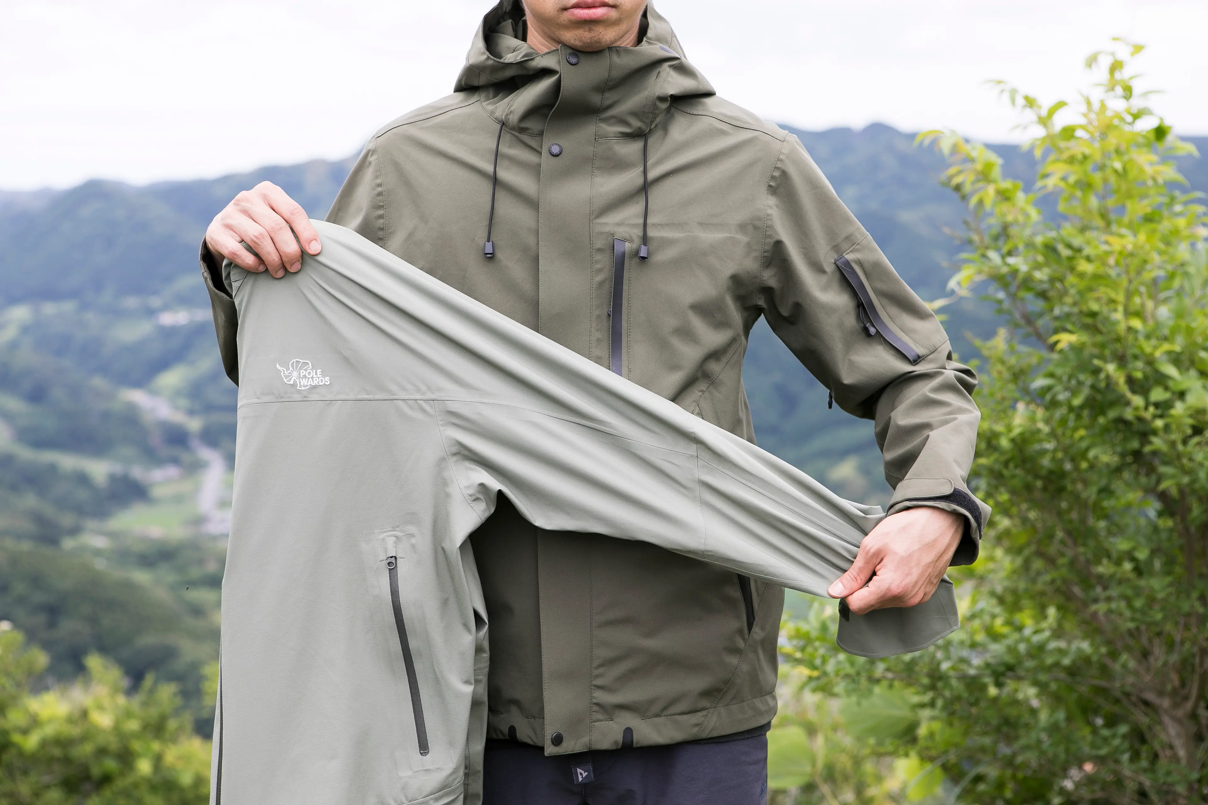 注目の福袋をピックアップ！ 登山が劇的に変わる！レインウェア選びのポイントは「ストレッチ ジャケット・アウター