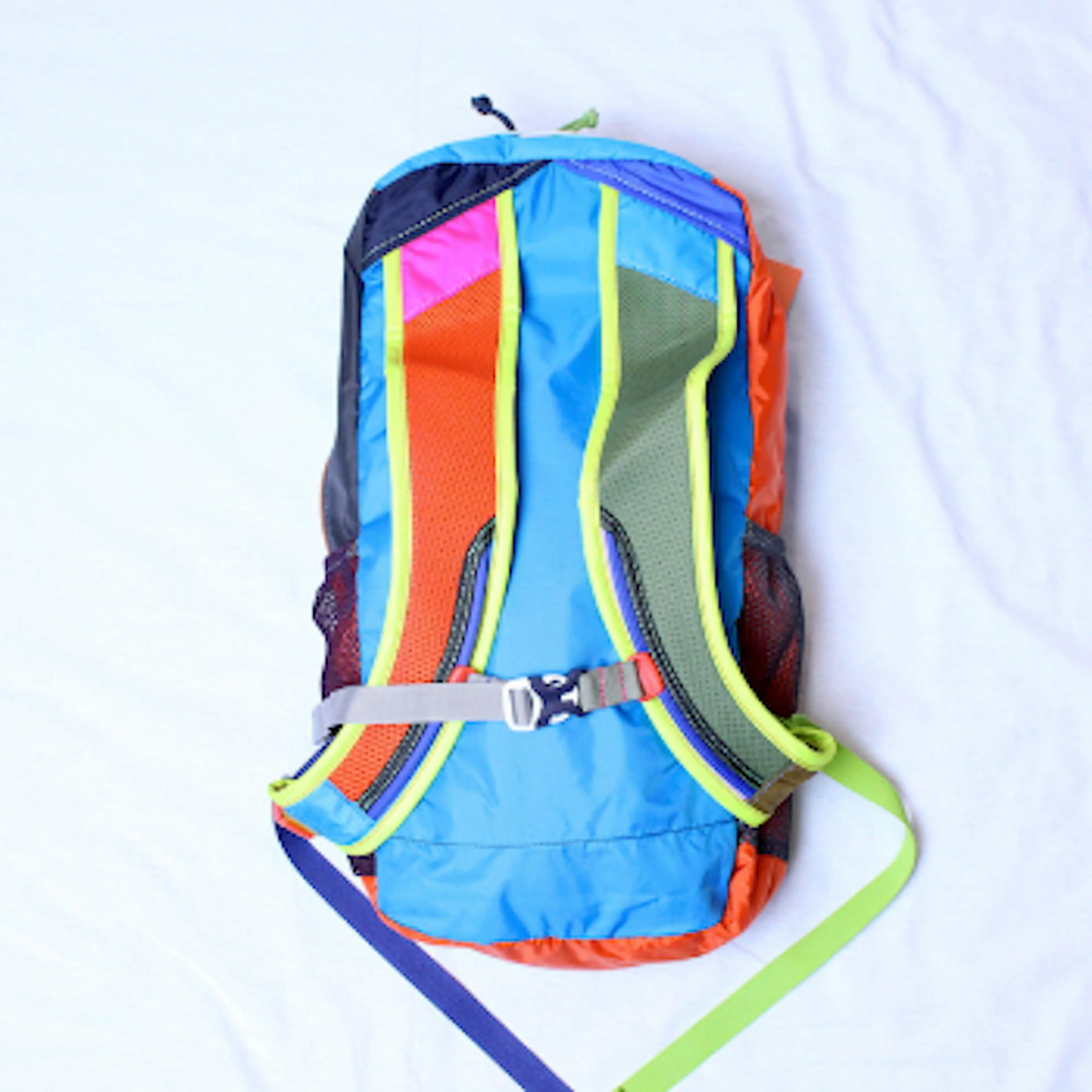 cotopaxi カラフルバックパック コトパクシ cotopaxi バッグ｜色