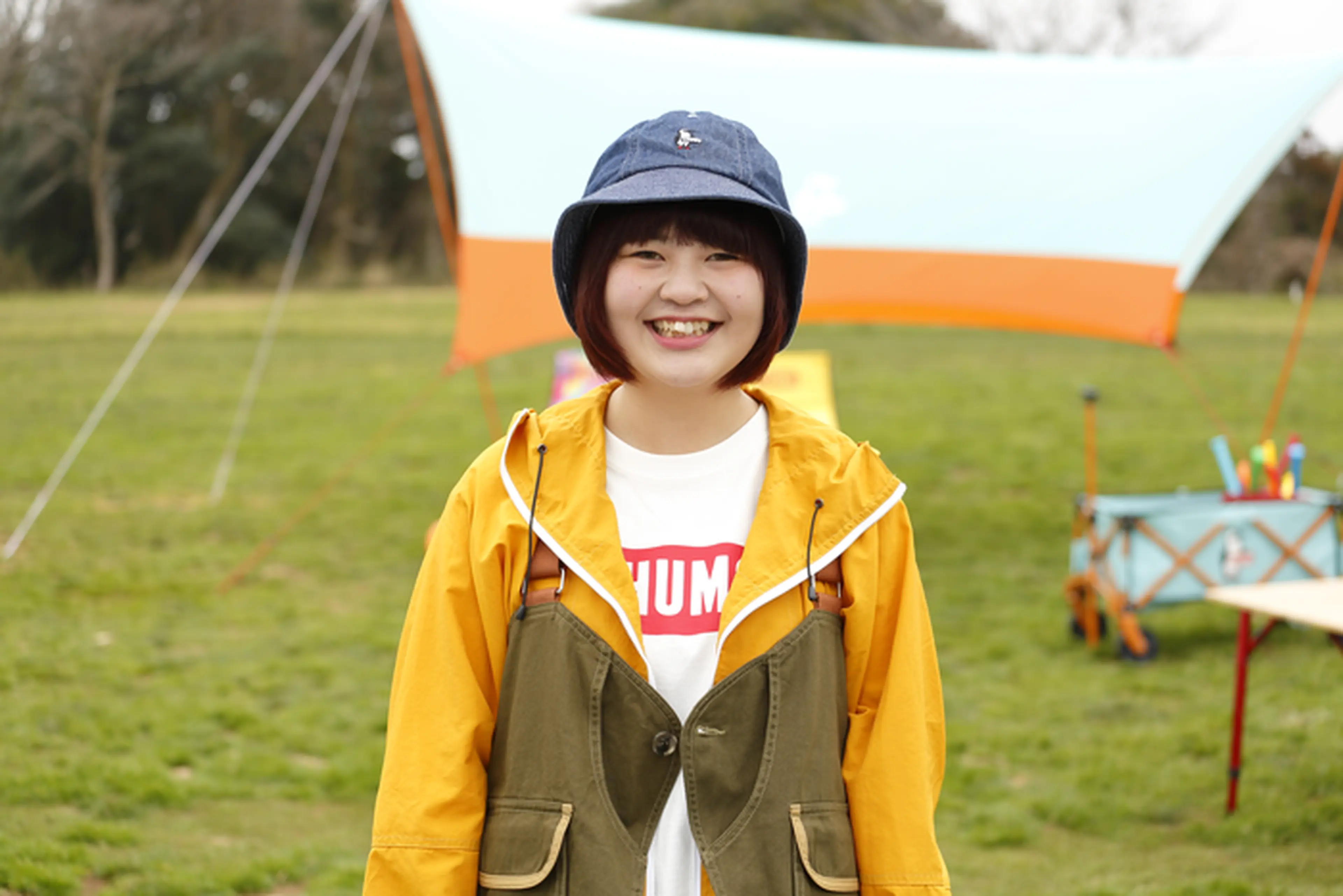 地味ギアなんて使わない！チャムスで叶えるカラフル女子キャンプ
