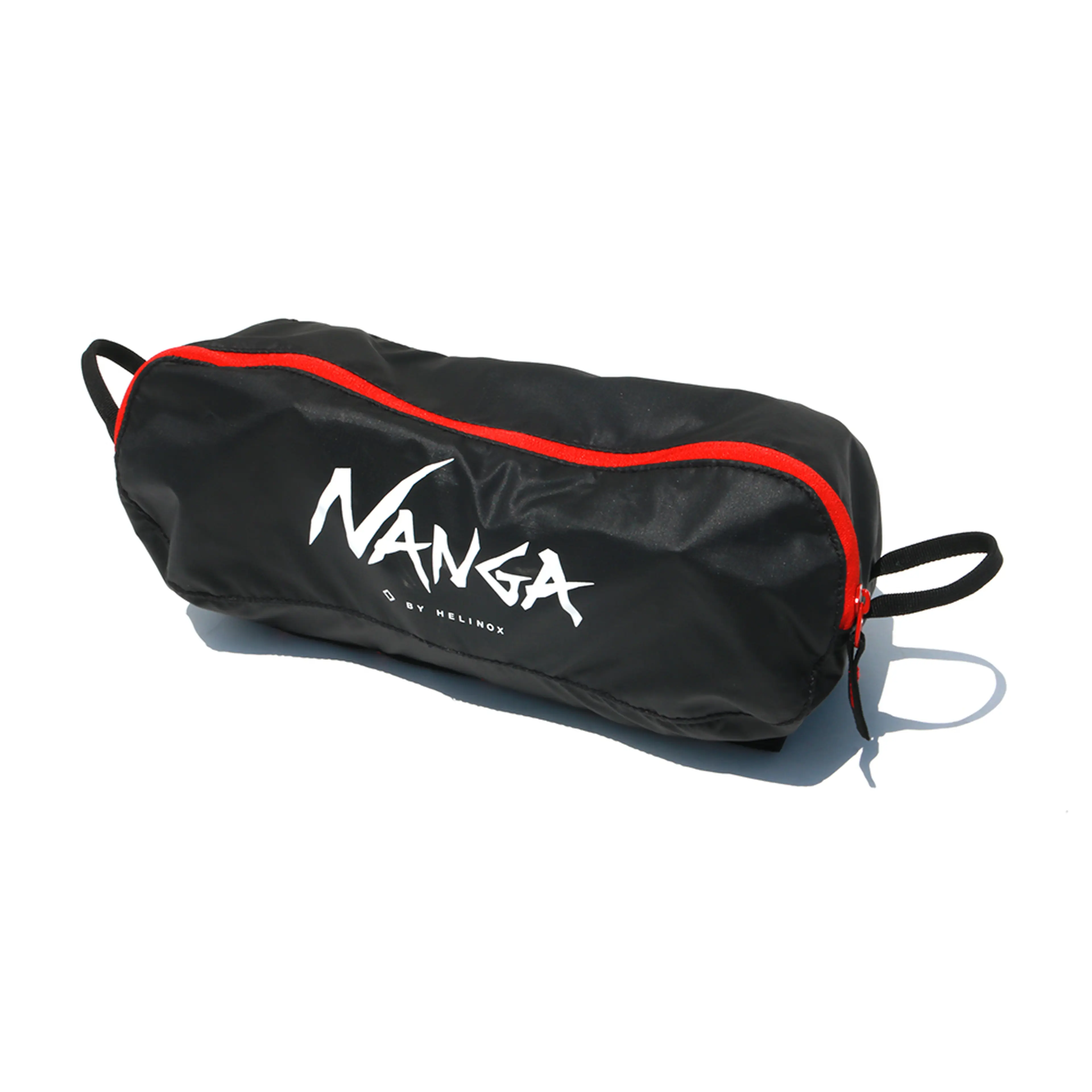 NANGA - ナンガ ✖︎ヘリノックス  コラボ　コット ナンガのロゴを大胆に落とし込んだ、インパクト抜群のヘリ