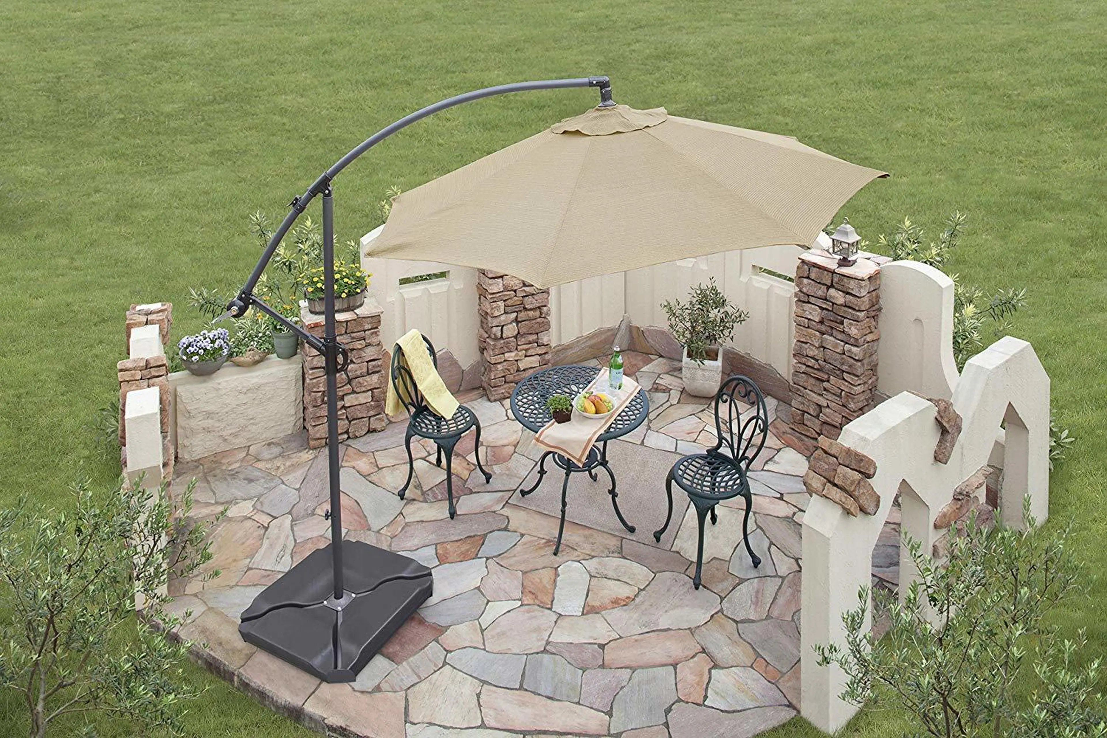 モダンデコ ガーデンパラソル（新品未開封）＋ベース4個（中古）