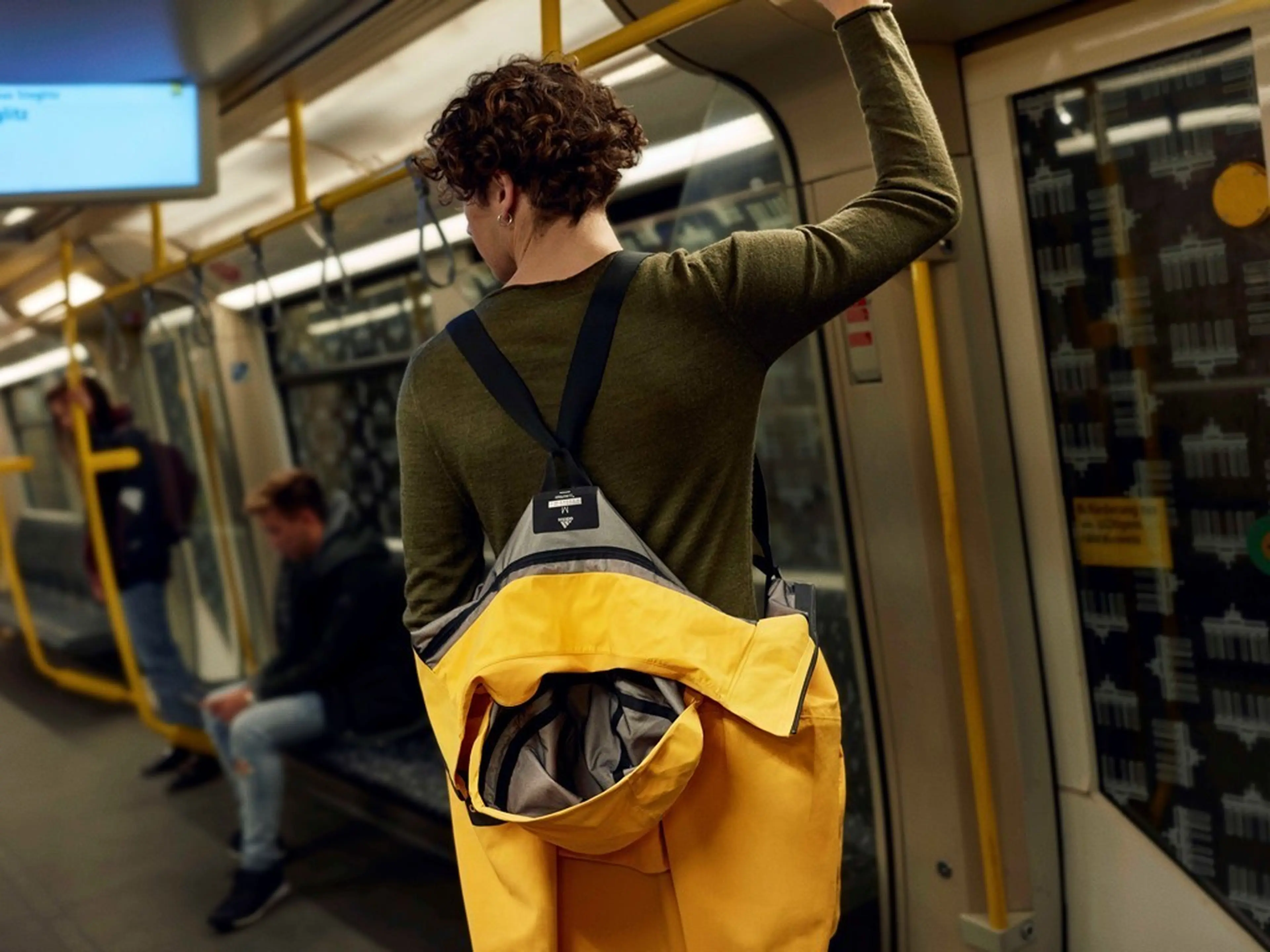 注目】アディダスから最新のアウトドアテクノロジーを搭載した