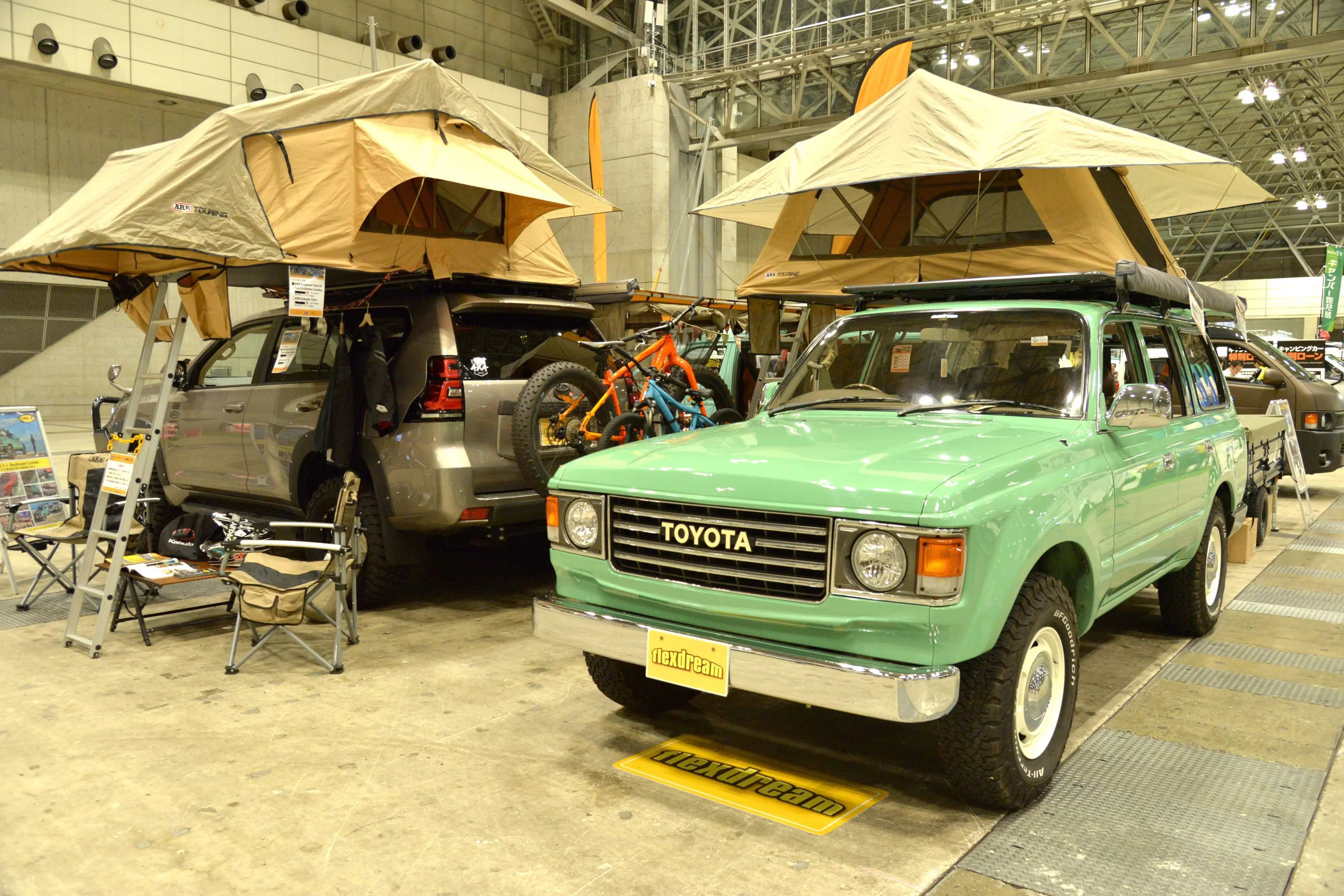 車上泊がジワリ人気な理由。車中泊でもキャンプでもない第三形態 