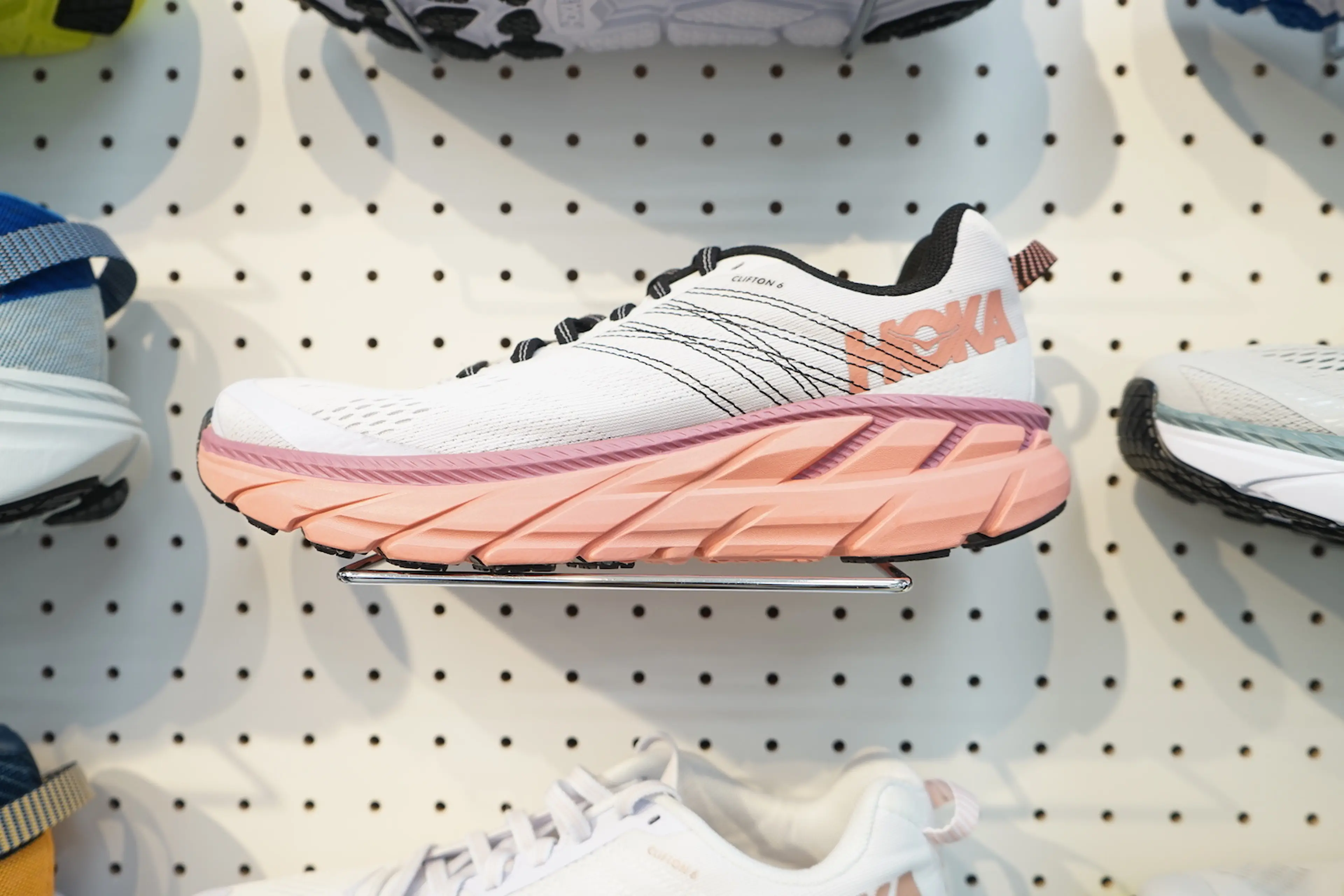 展示会】「Teva」「HOKA ONE ONE」の2020年新作で気分は春夏 