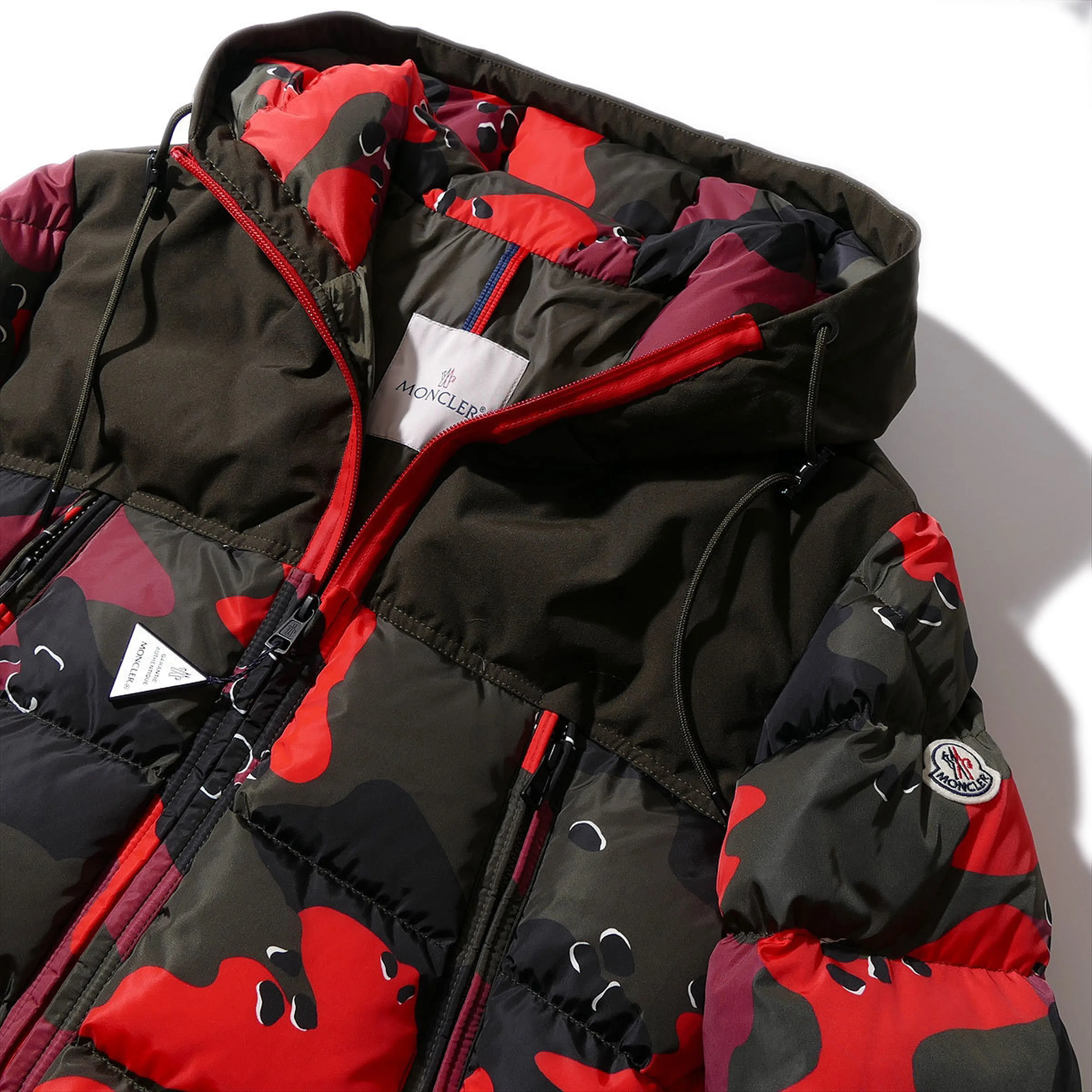 お*ん様 モンクレール MONCLER ダウンベスト 赤 キッズ 可愛い