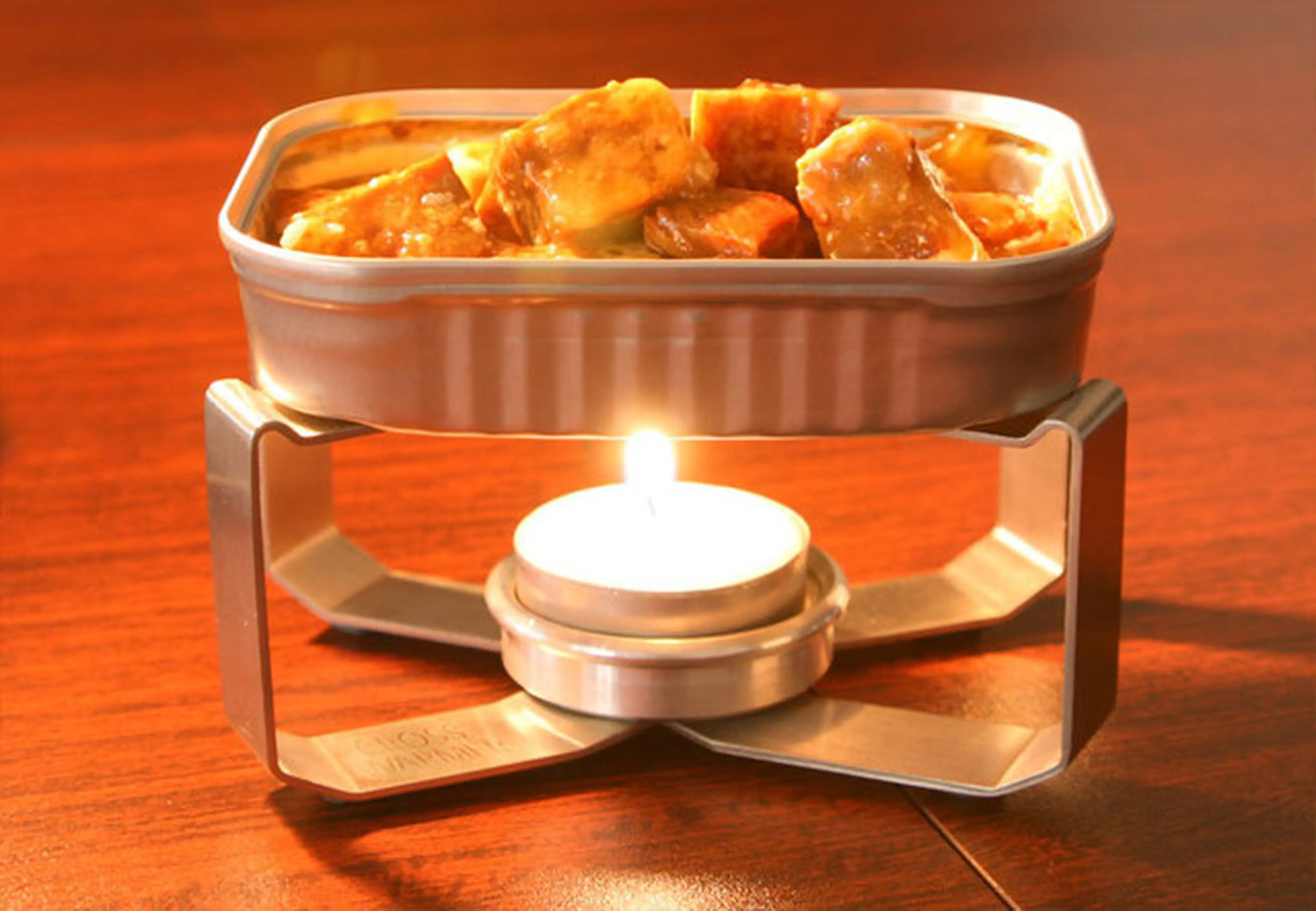 クラウドファンディングから缶詰・飲み物専用の「CROSS WARMER