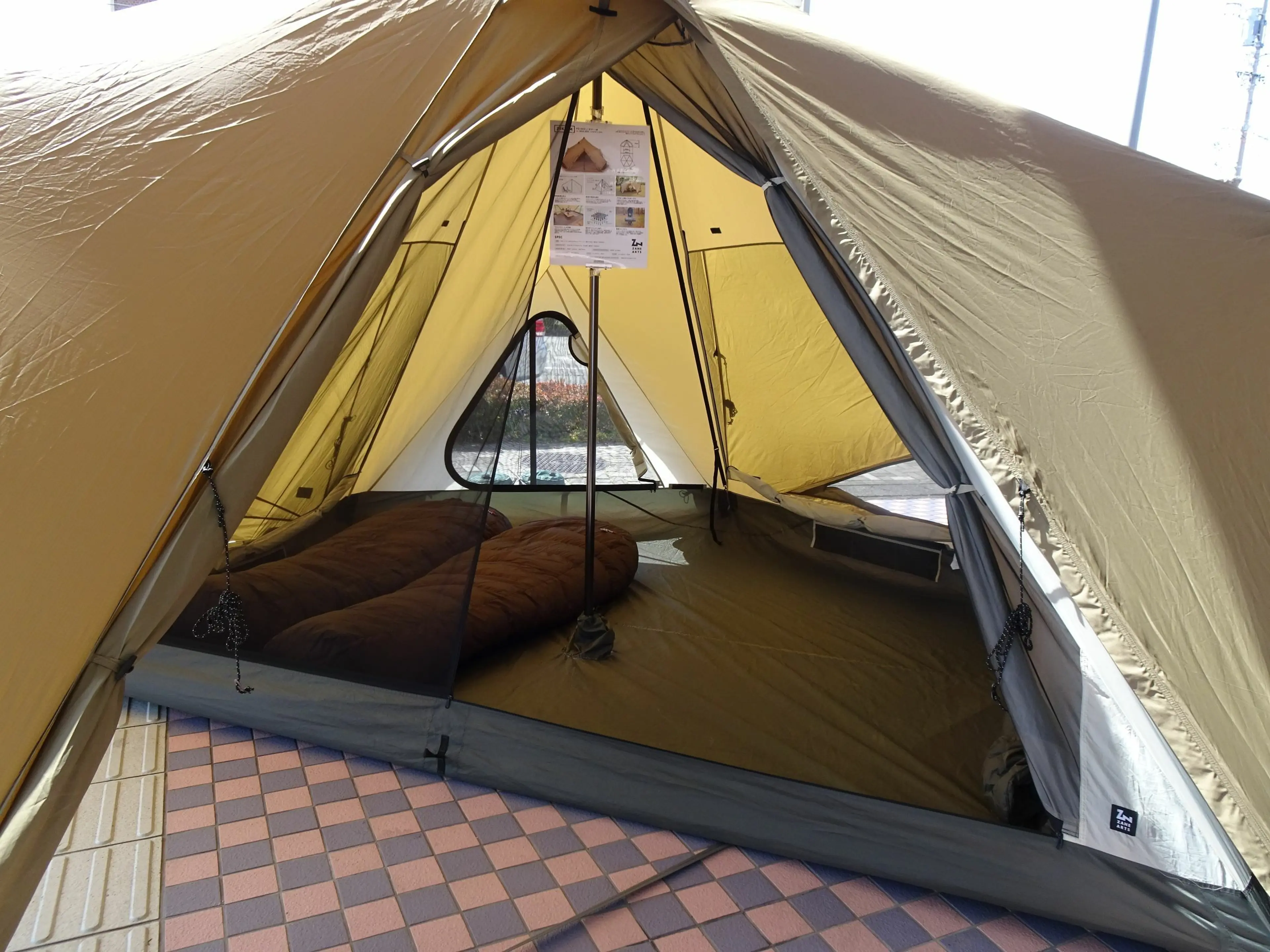 新生ゼインアーツから待望の新作が登場。芸術的デザインとコスパに