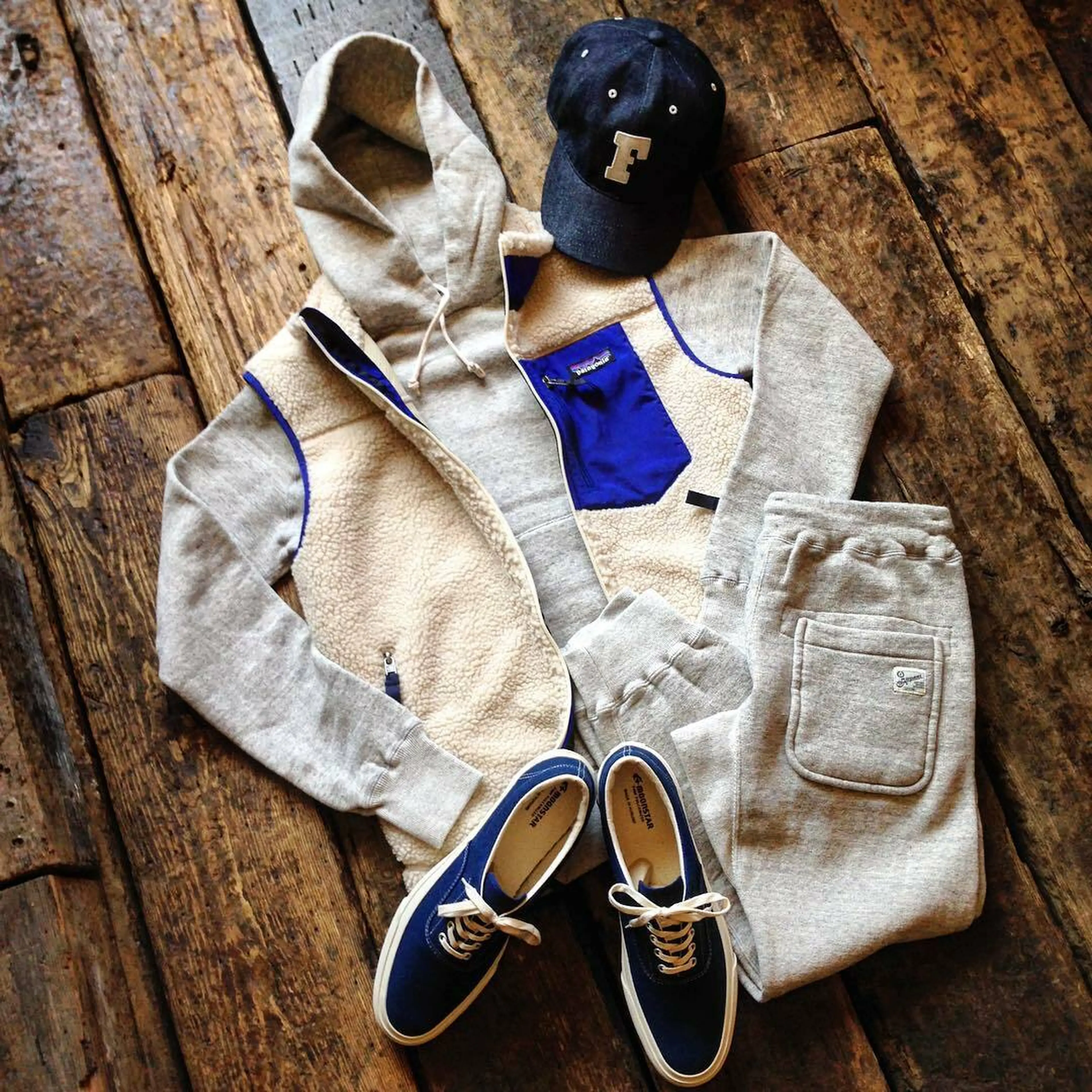 パタゴニア パタゴニア ゴアテックス ピオレットジャケット 青 ブルー M