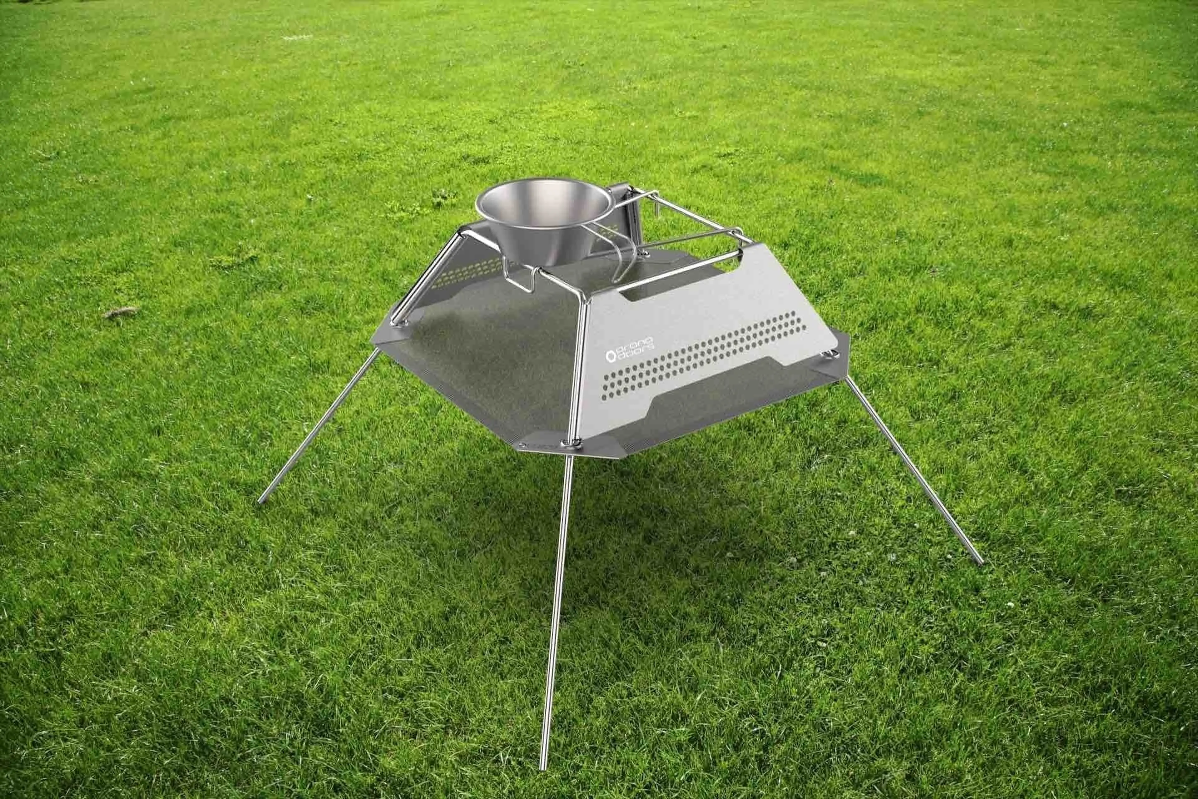 新進気鋭ブランド「プロノドアズ」からスタイリッシュな焚き火台