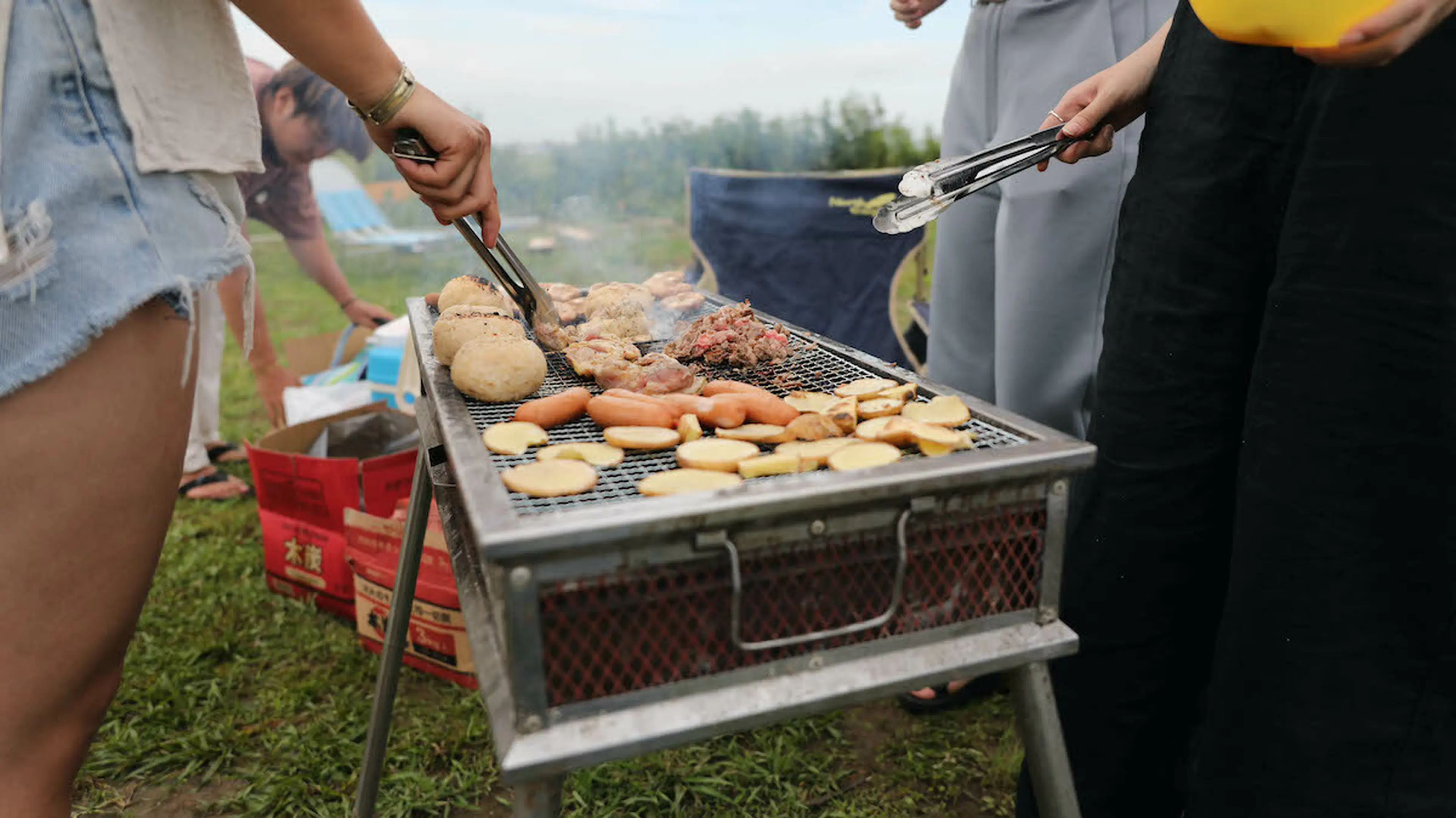 千葉で見つけた最高ロケーションのキャンプ場でBBQ！目の前が海の 