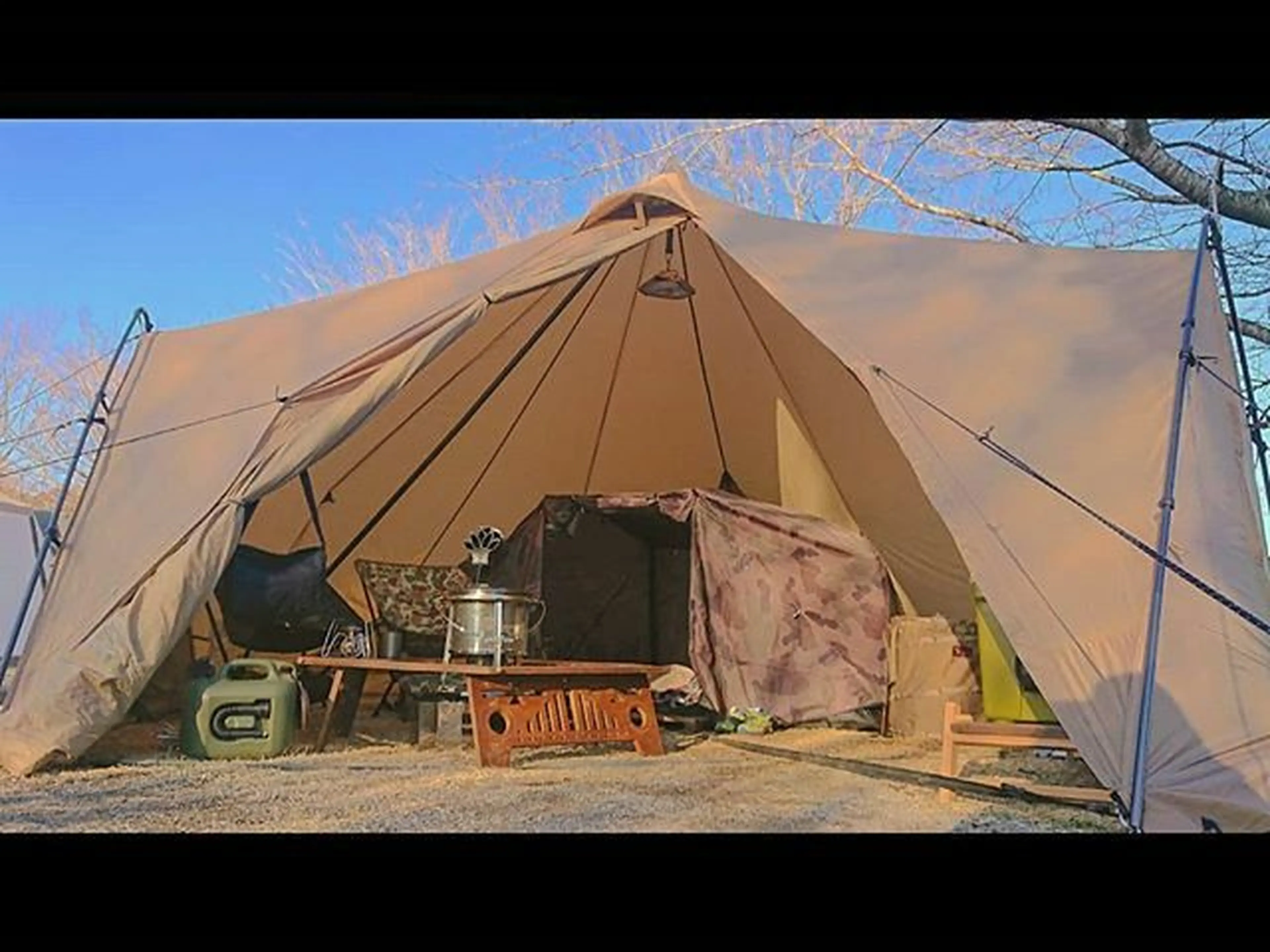 【お値下げ】ゼインアーツ ゼクーM 22年12月購入 ワンポールテントの進化形 お値下げ】ゼインアーツ ゼクーM 22年12月購入 ワンポールテントの進化形