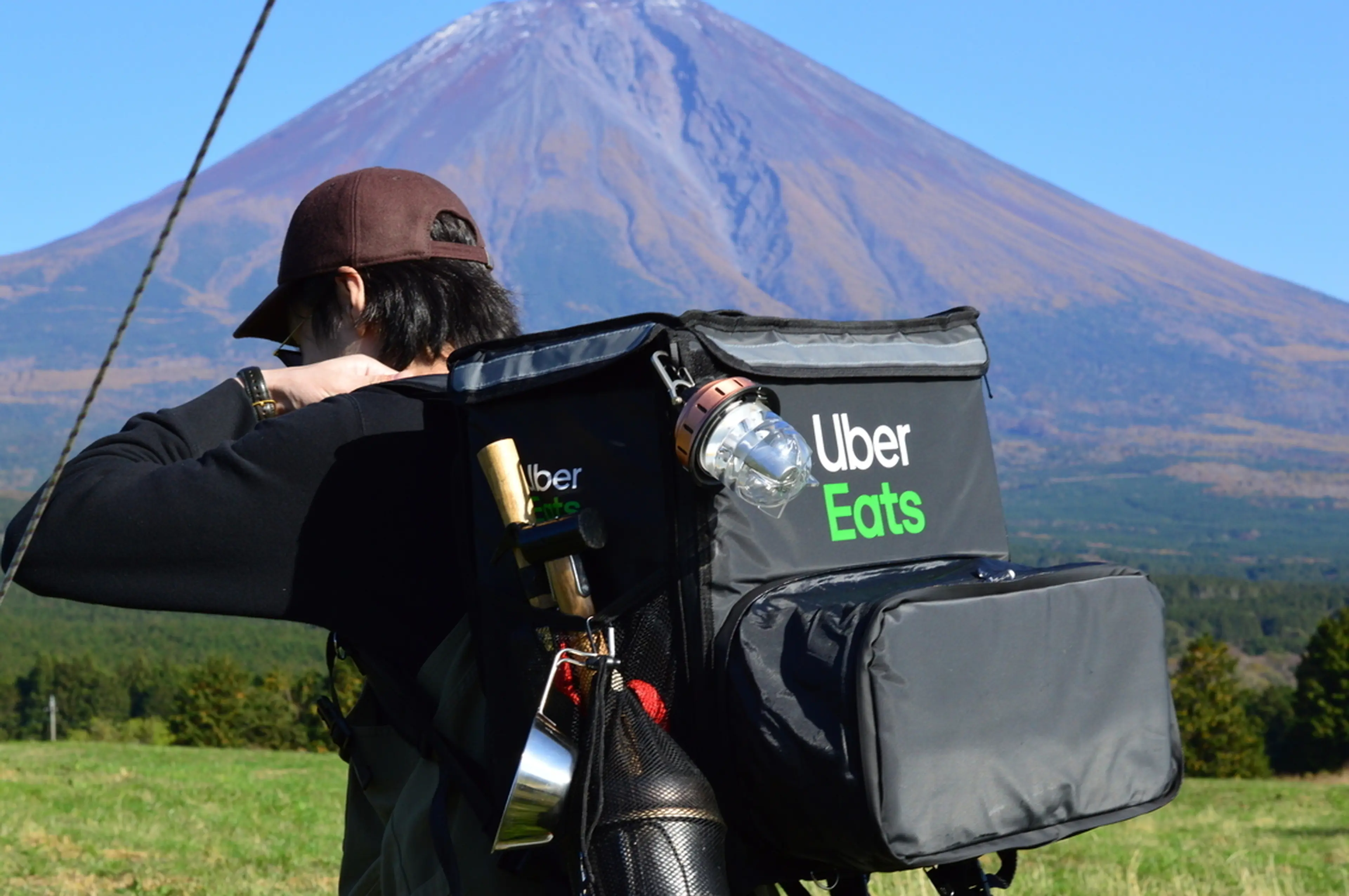 Uber eats バッグ　リュック　デリバリー　配達　保冷　保温　レア　限定 Uber eats バッグ リュック デリバリー 配達 保冷 保温 レア 限定