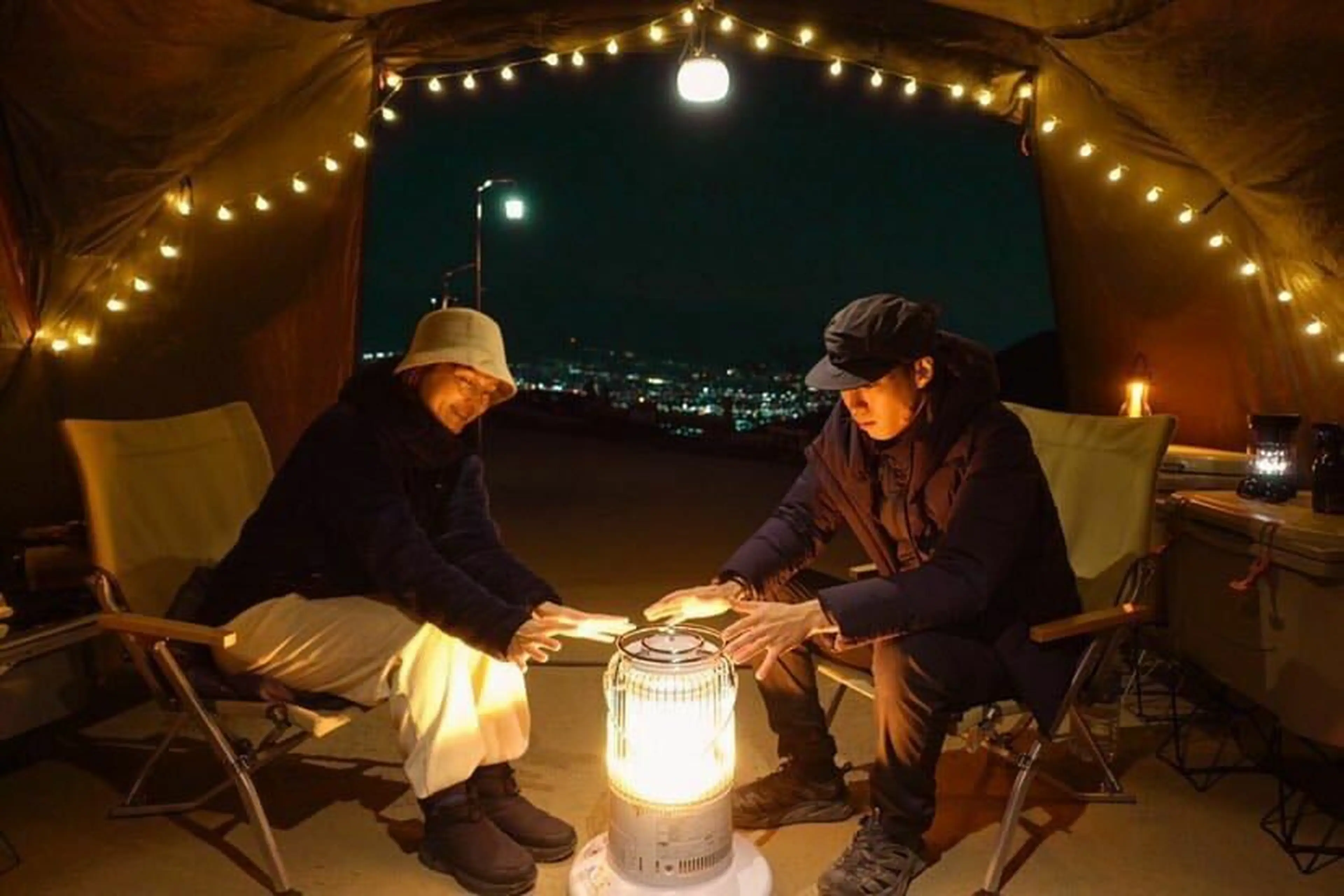2人の仲がもっと深まる！ベテランキャンパーに教わる、カップル