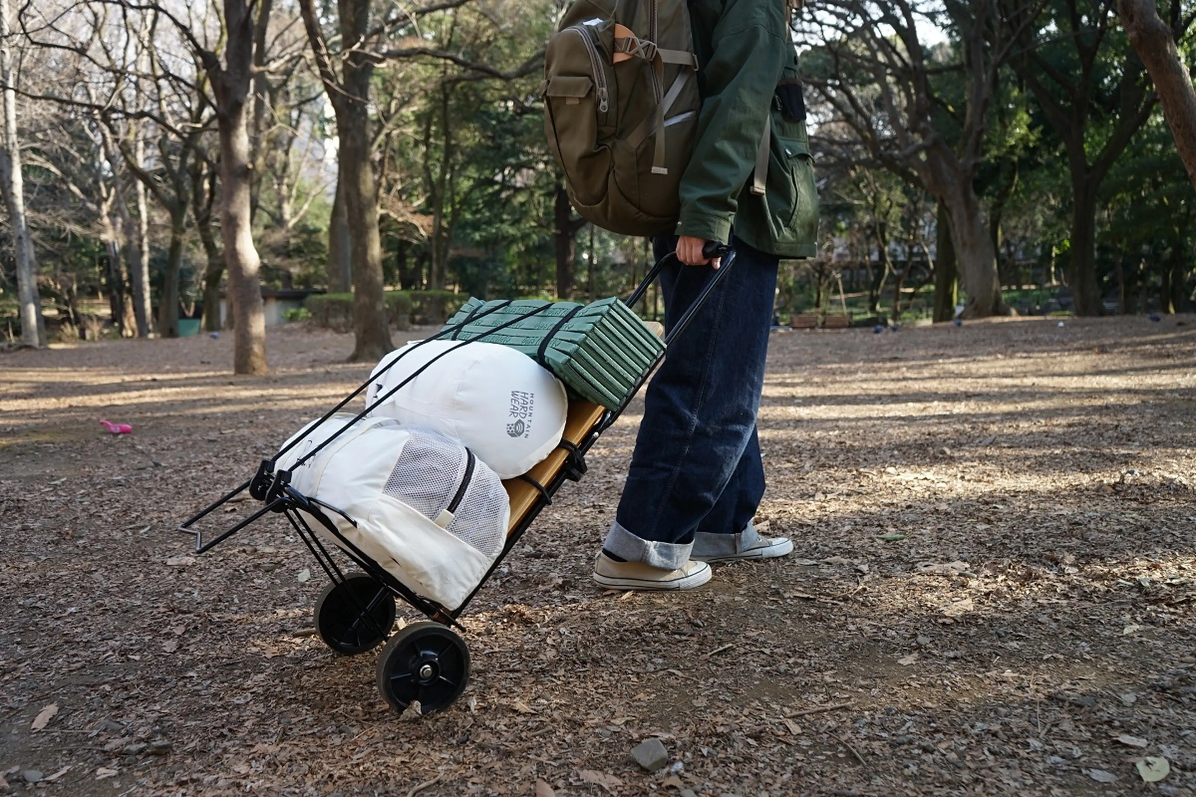 車なしキャンパーのための電車・徒歩キャンプ説明書！荷物の運び方や