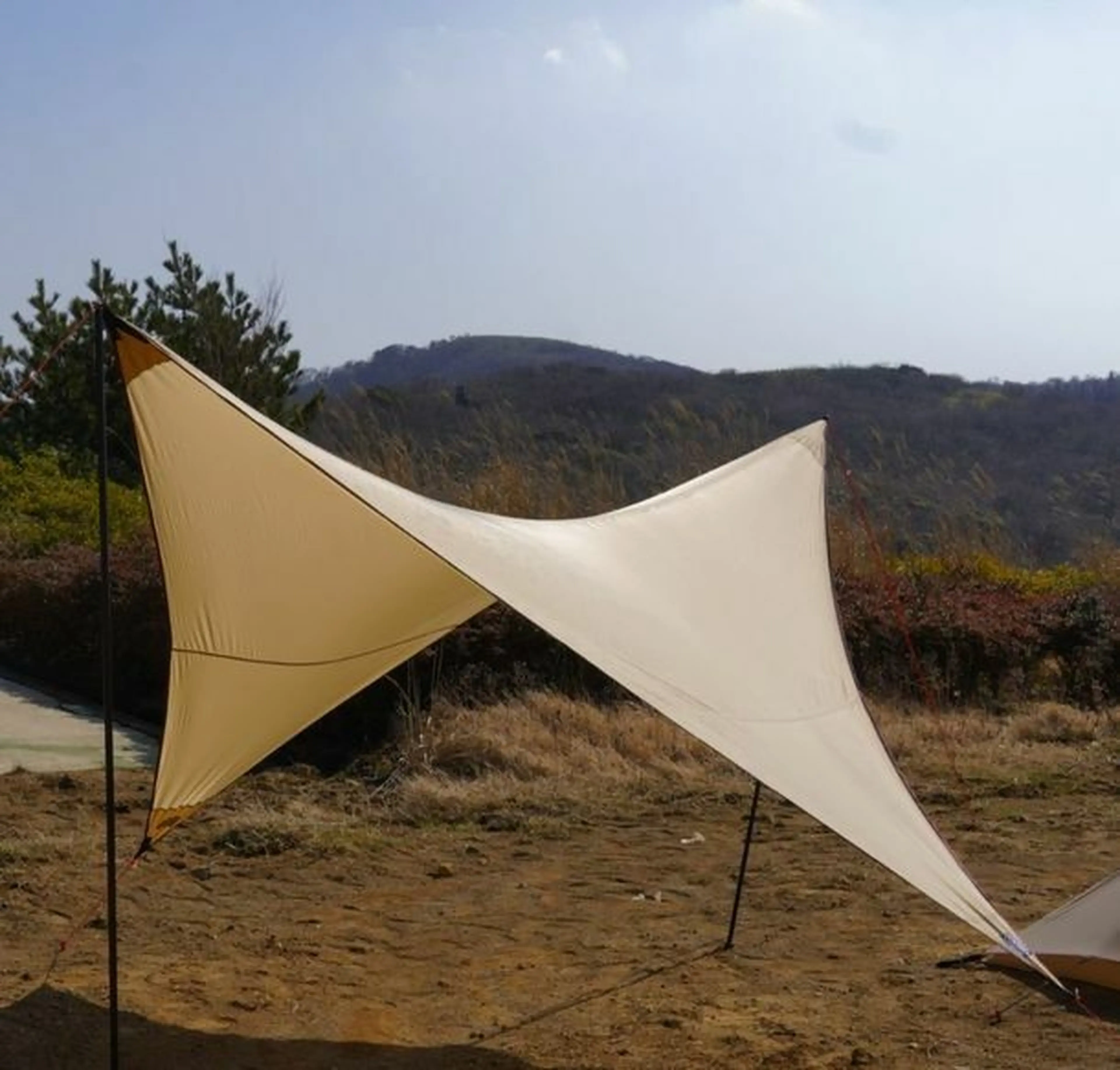 伝説のテント「moss TENTS」がバイカーズパラダイスとコラボで復活