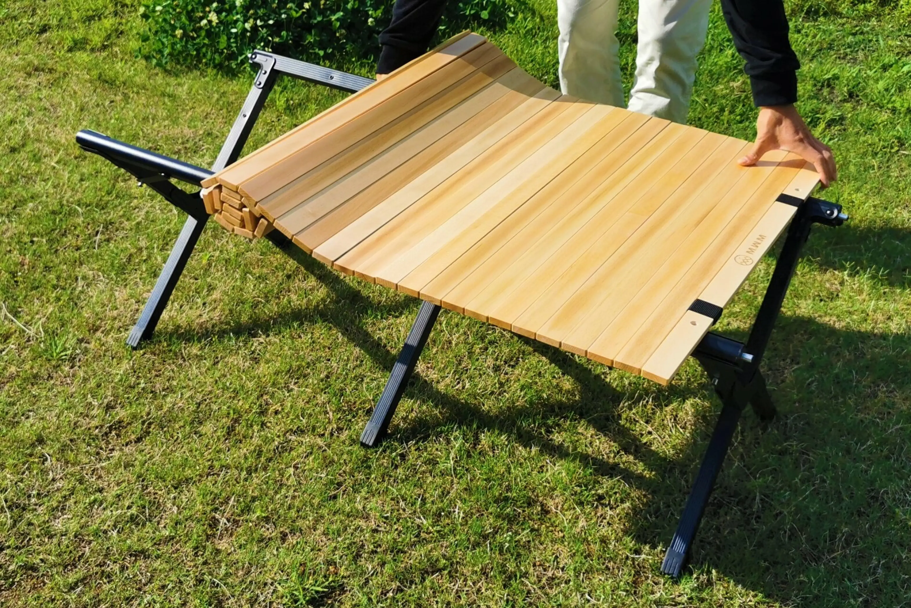 M.W.Mがファミリーキャンプにこだわったテーブルをリリース！組立簡単