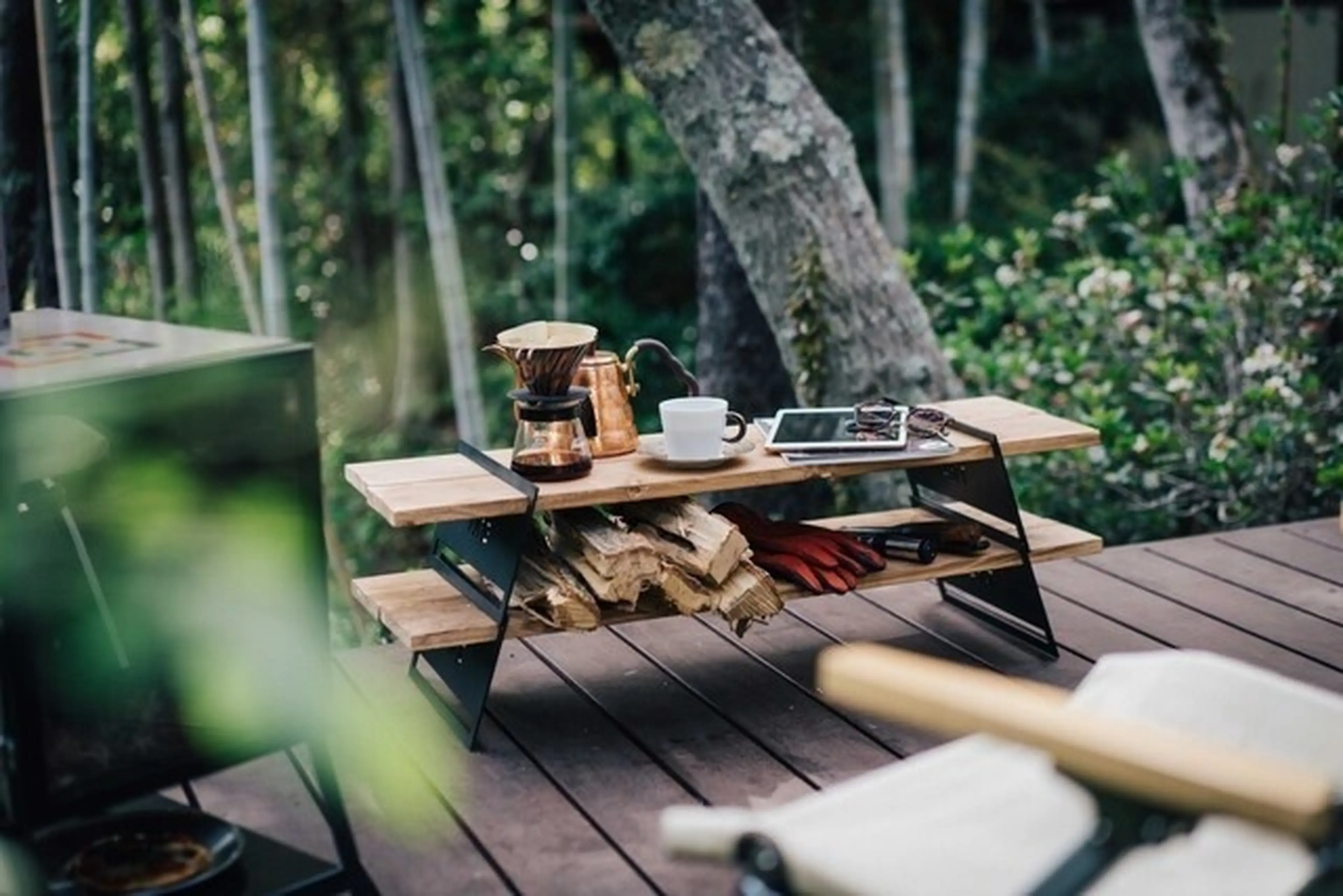 アレンジ自在の鉄板テーブルレッグ「鉄の足plate」！早くもキャンパー