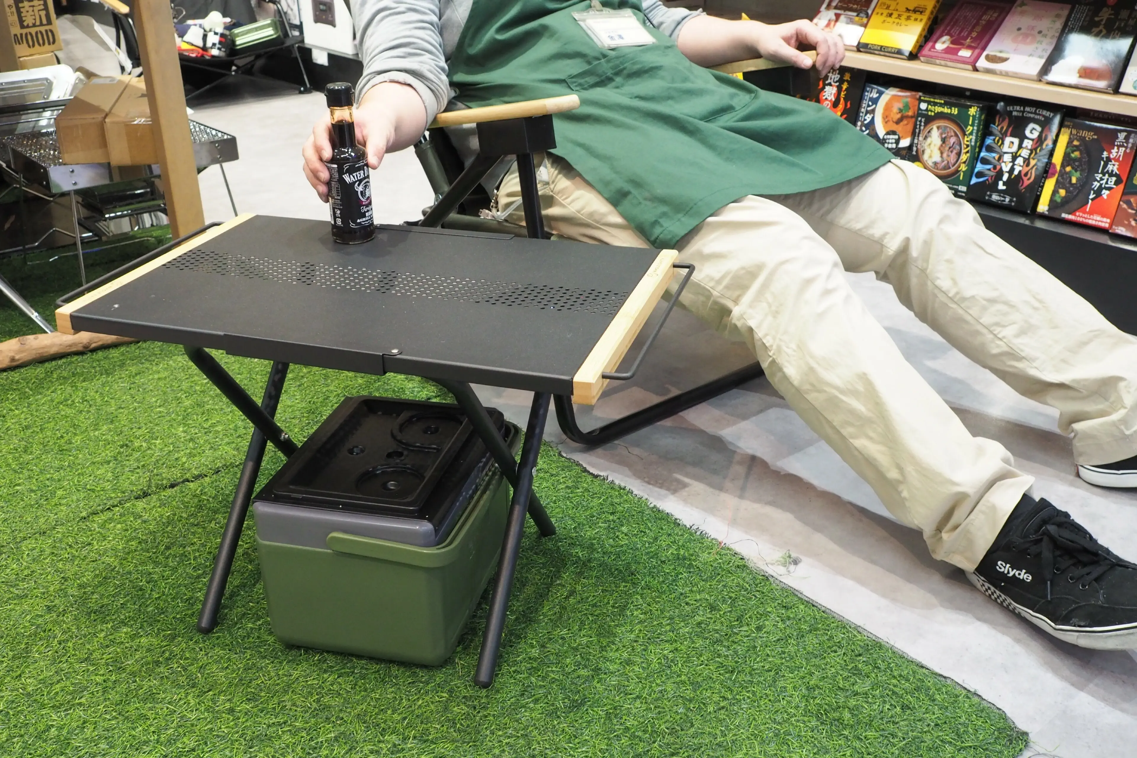 引き取り専用　キャンプ道具まとめ売り 釣り×ソロキャンプで選びたい道具はロースタイル。癒しのテントサイト