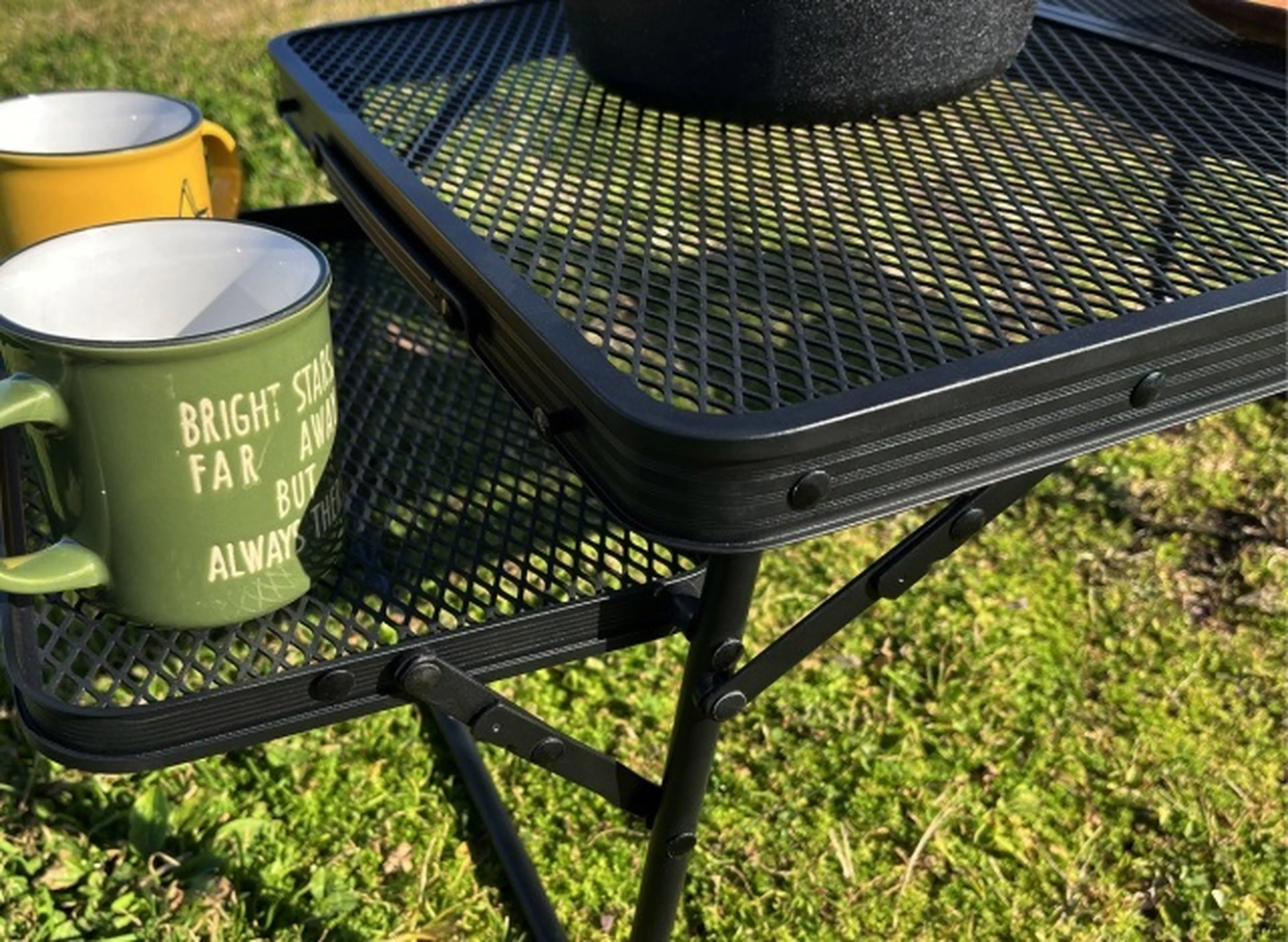 DOD コーナー型　メッシュテーブル　　アイアン DOD コーナー型 メッシュテーブル アイアン - メルカリ