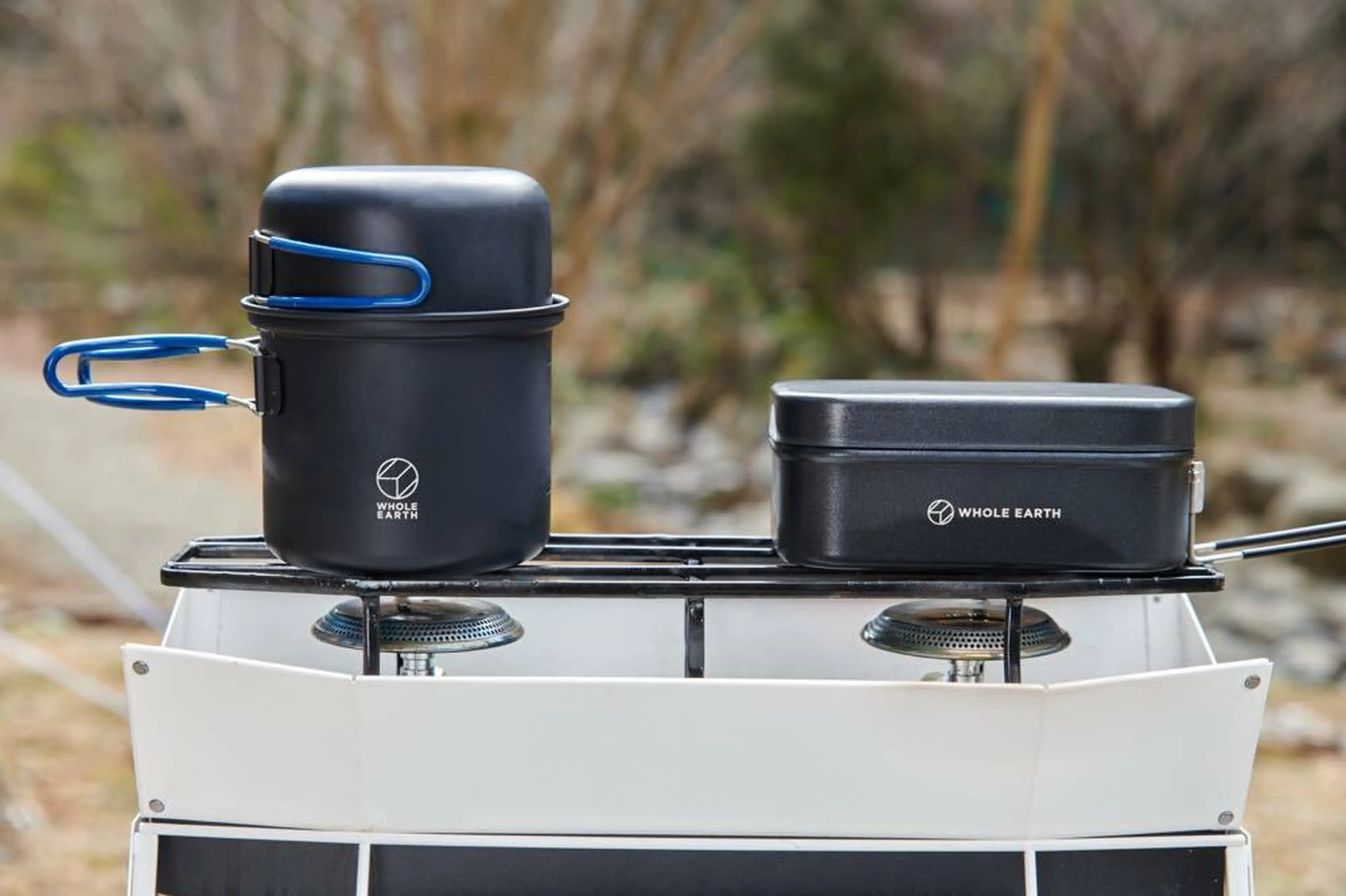 魔法の調理器具クッカー】あなたはどちら派？小鍋型と箱型でパエリアを