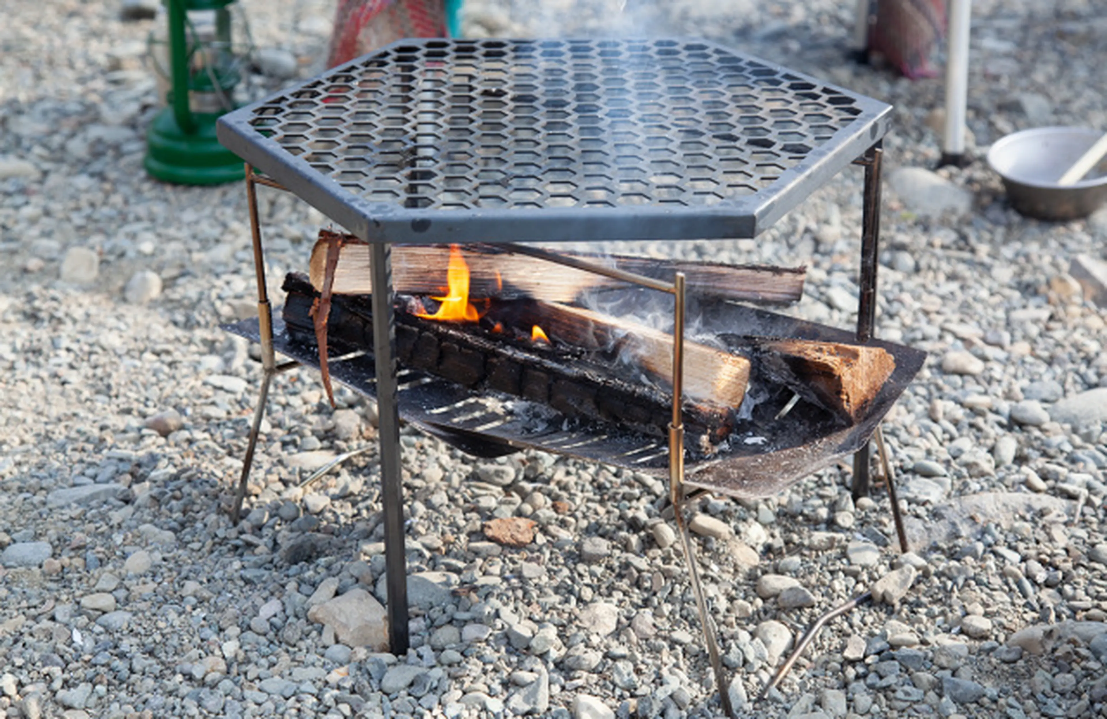 CAMP TOOLSとTHE IRON FIELD GEARが最強コラボ！ガシッと使える