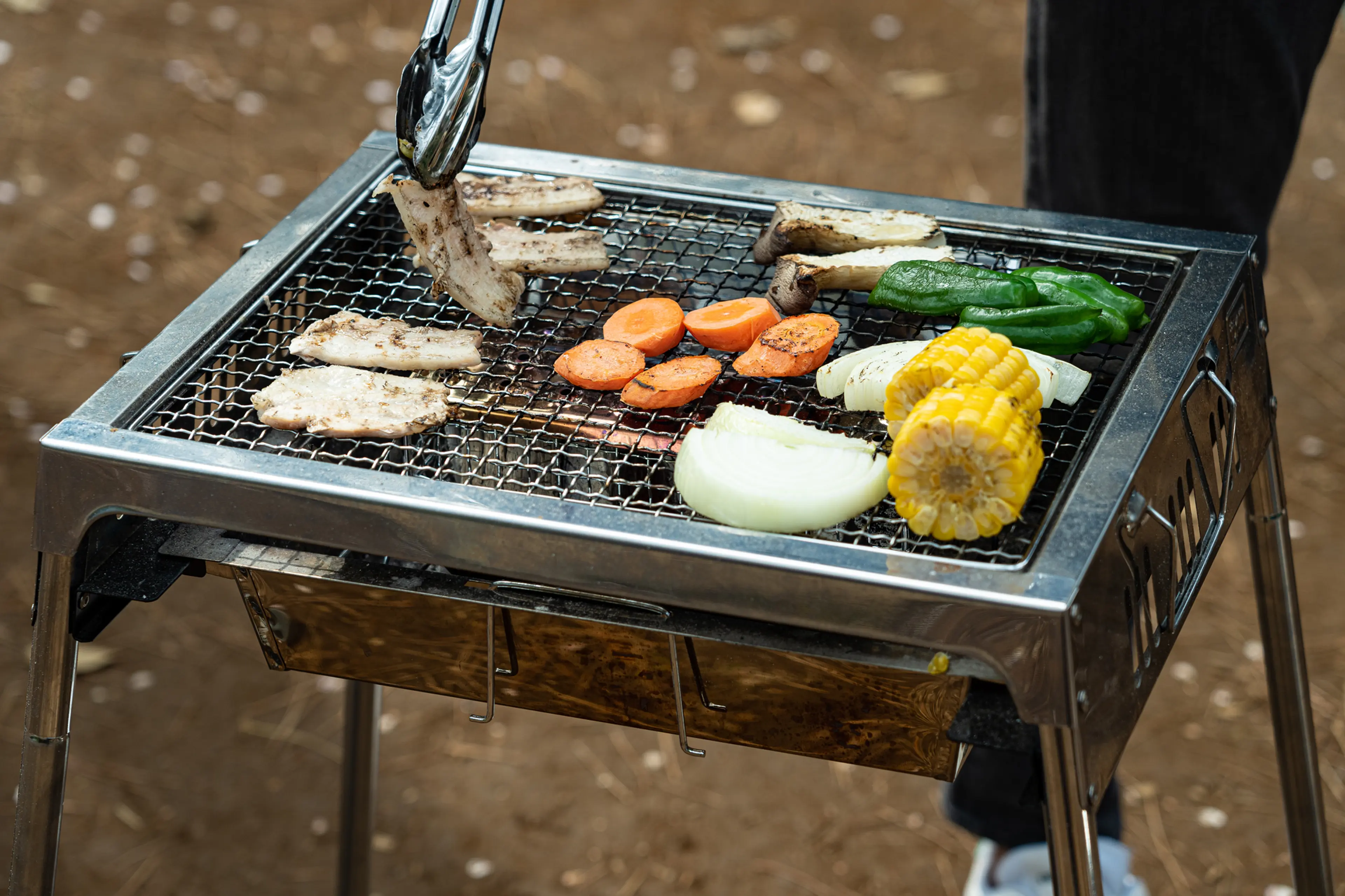 BBQ 焼き串台 DCM BUNDOK バンドック串台 BD-483焼き鳥屋さん感覚で