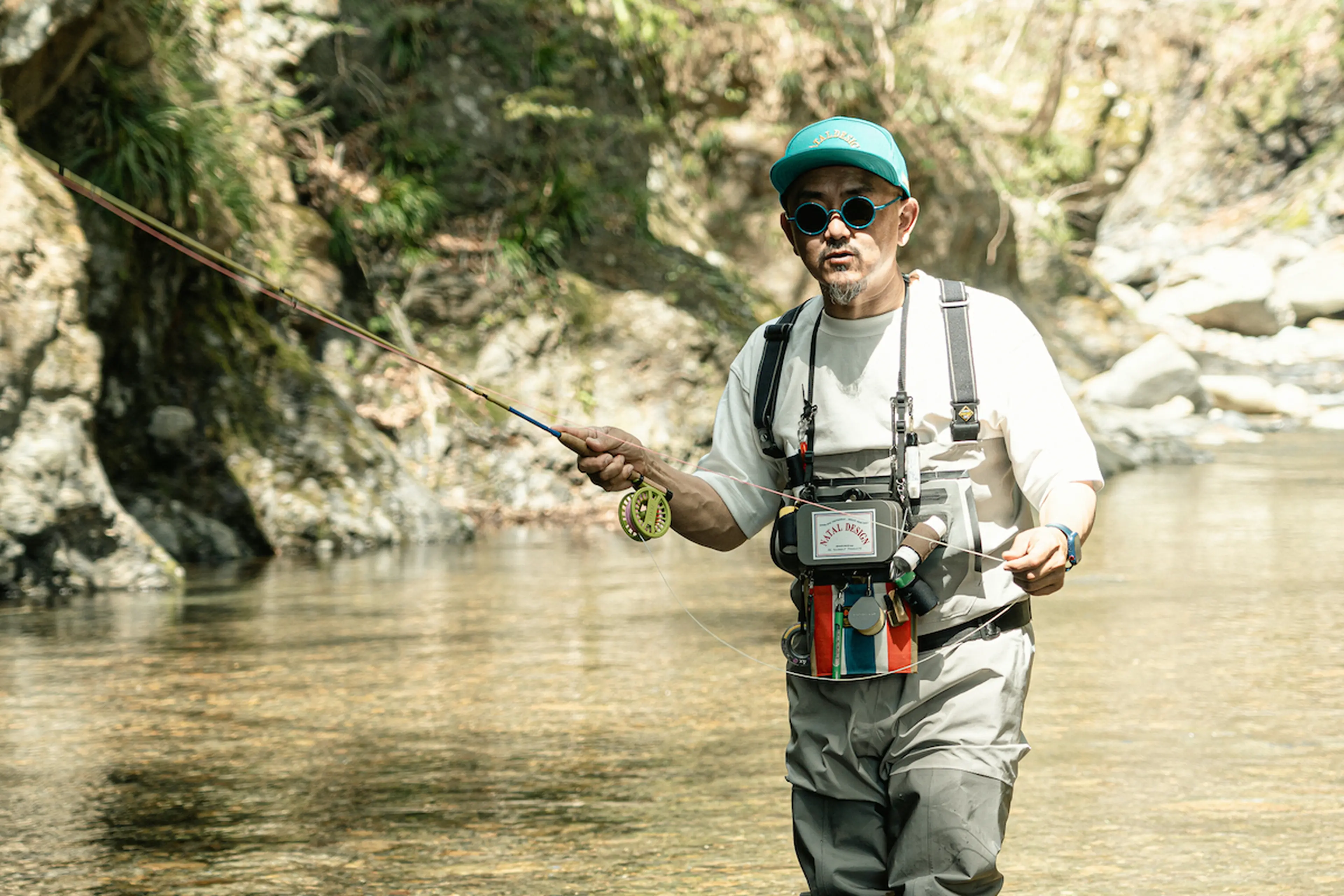 ルアーにフライ、テンカラ？？キャンプ場そばの渓流釣りを性格