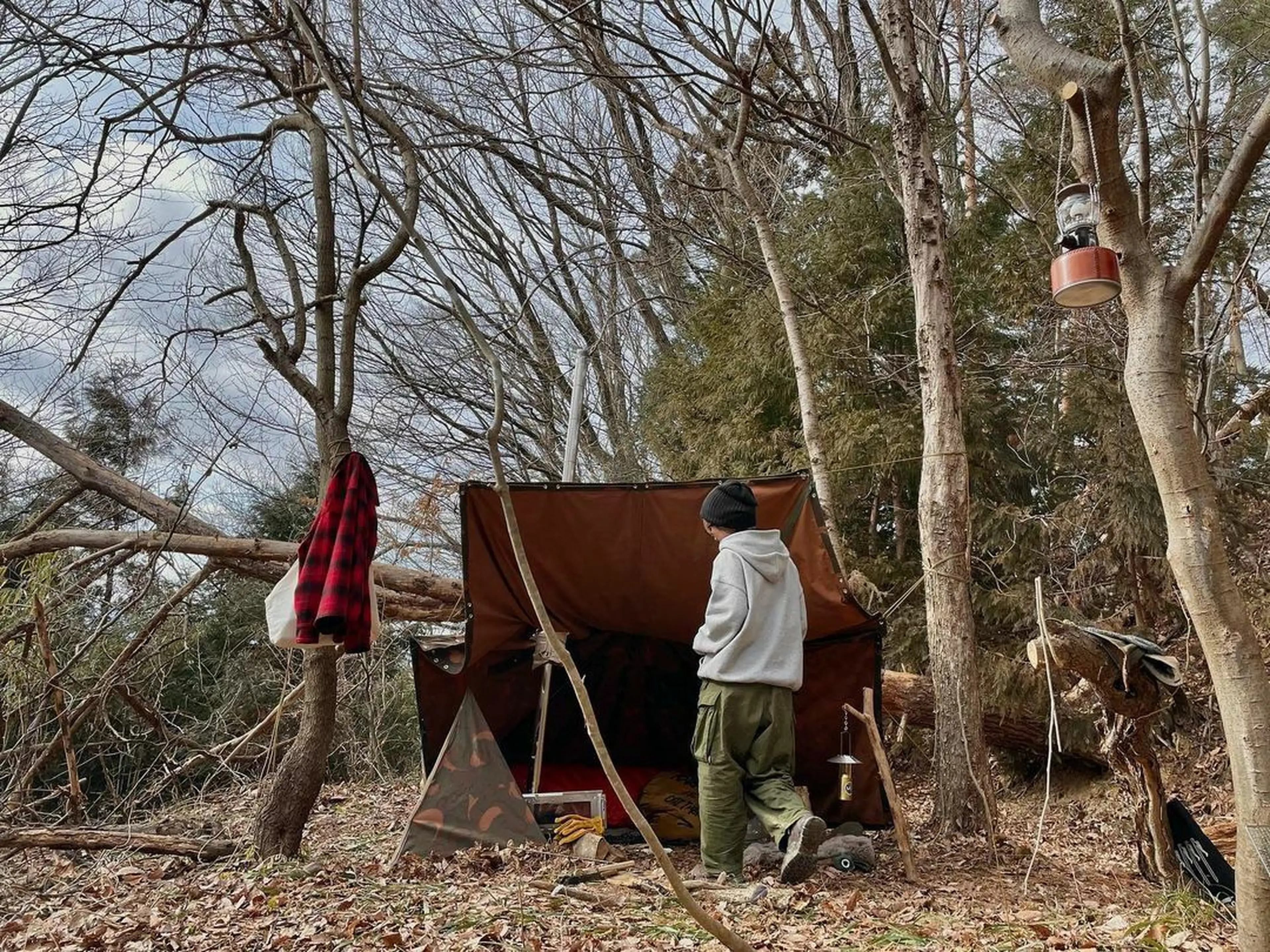 ロマンだらけの軍幕の世界。武骨でワイルドなだけが魅力じゃない