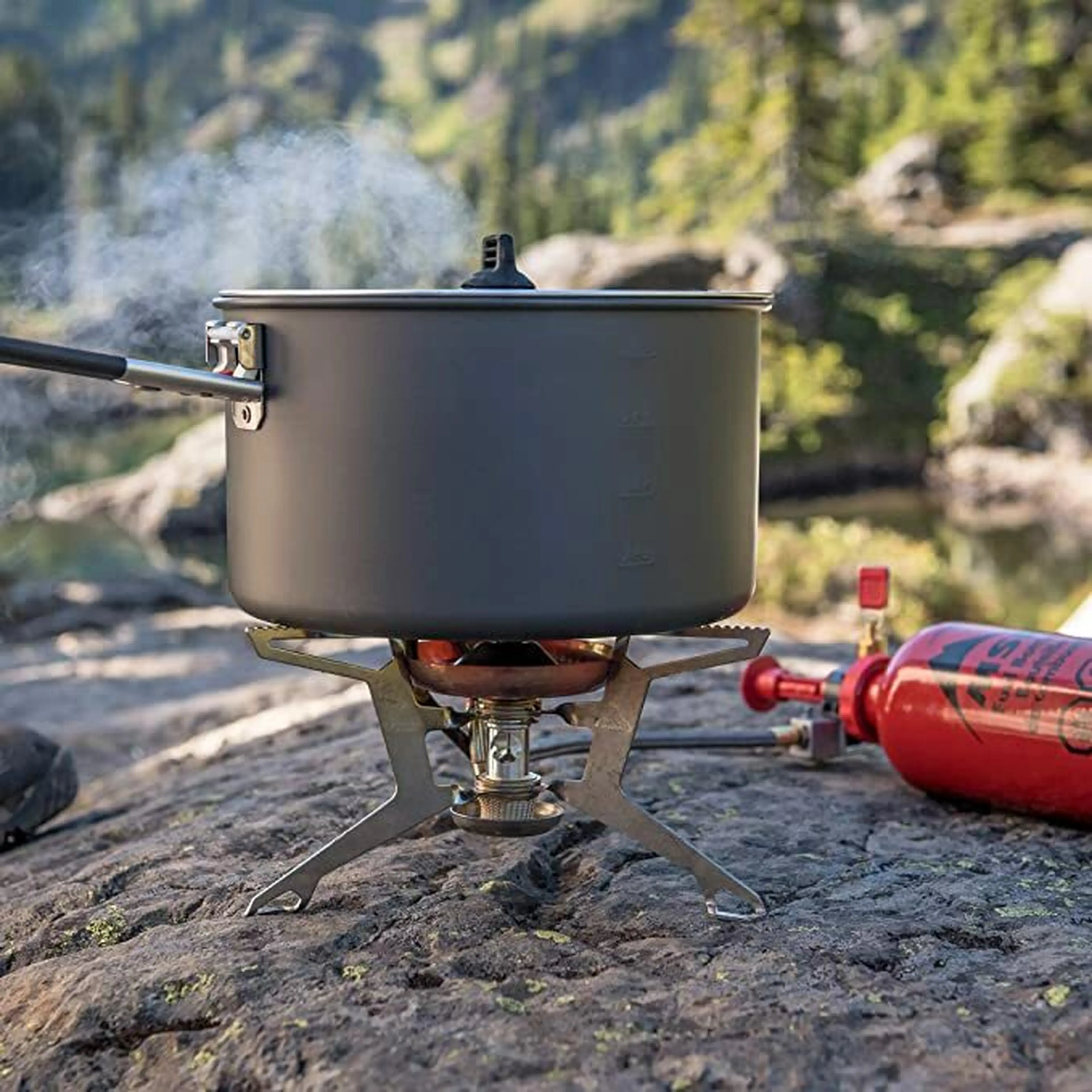 MSRのバーナーはここがすごい！軽量コンパクト＆風を遮り瞬間沸騰