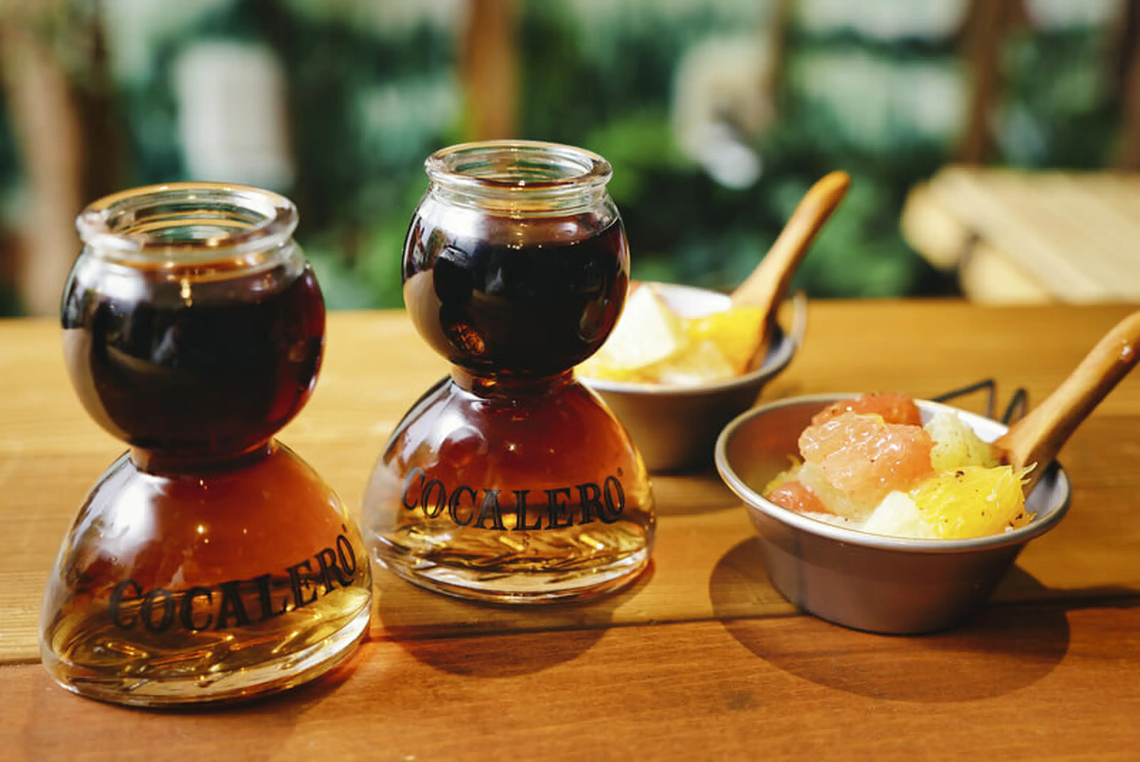 キャンプの夜の新定番！？変幻自在な「コカレロ ネグロ」と楽しむ大人