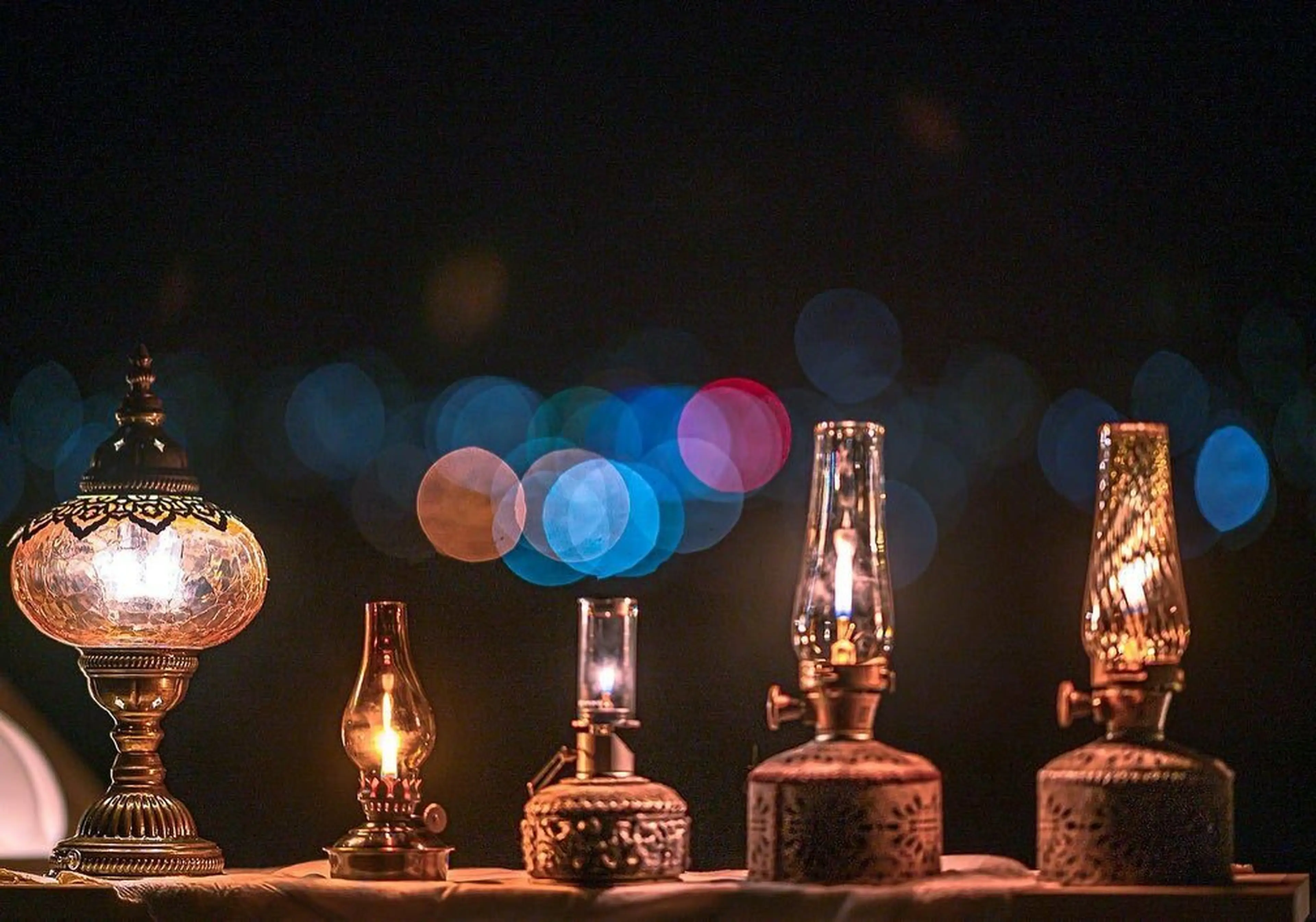 ビンテージ感のあるトルコランプ、でもゴールゼロが装着可能！新感覚の