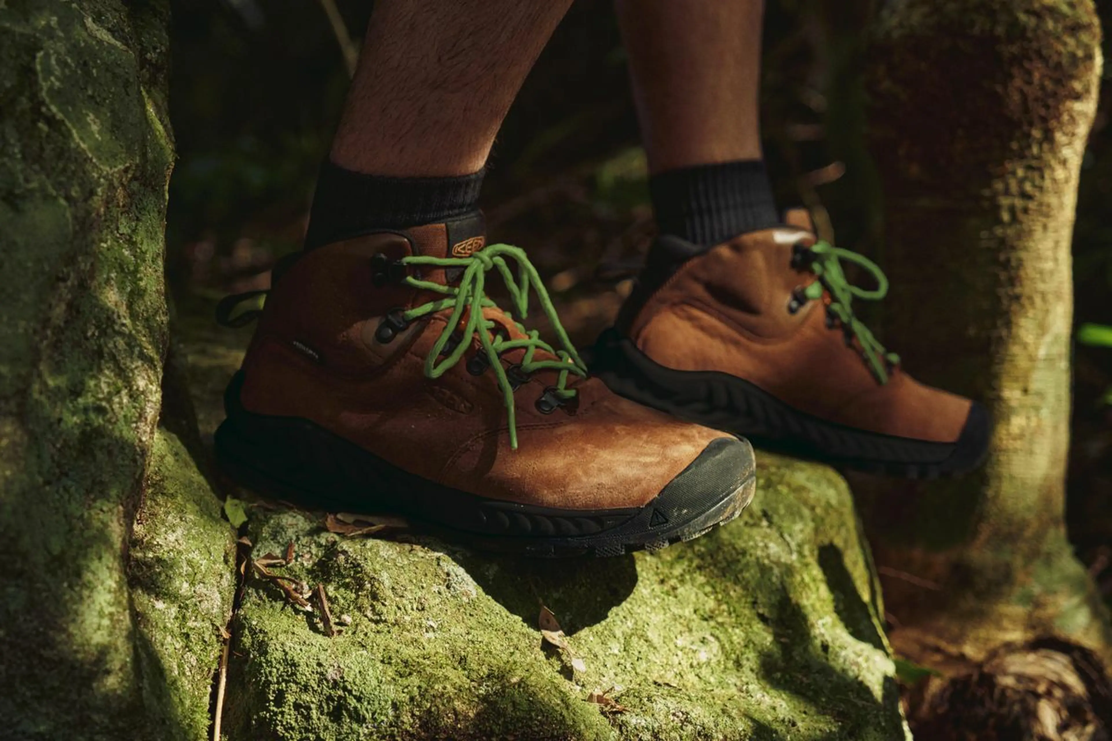 キーンの要注目な新作】軽量×防水×クラシカルな「トレッキングシューズ