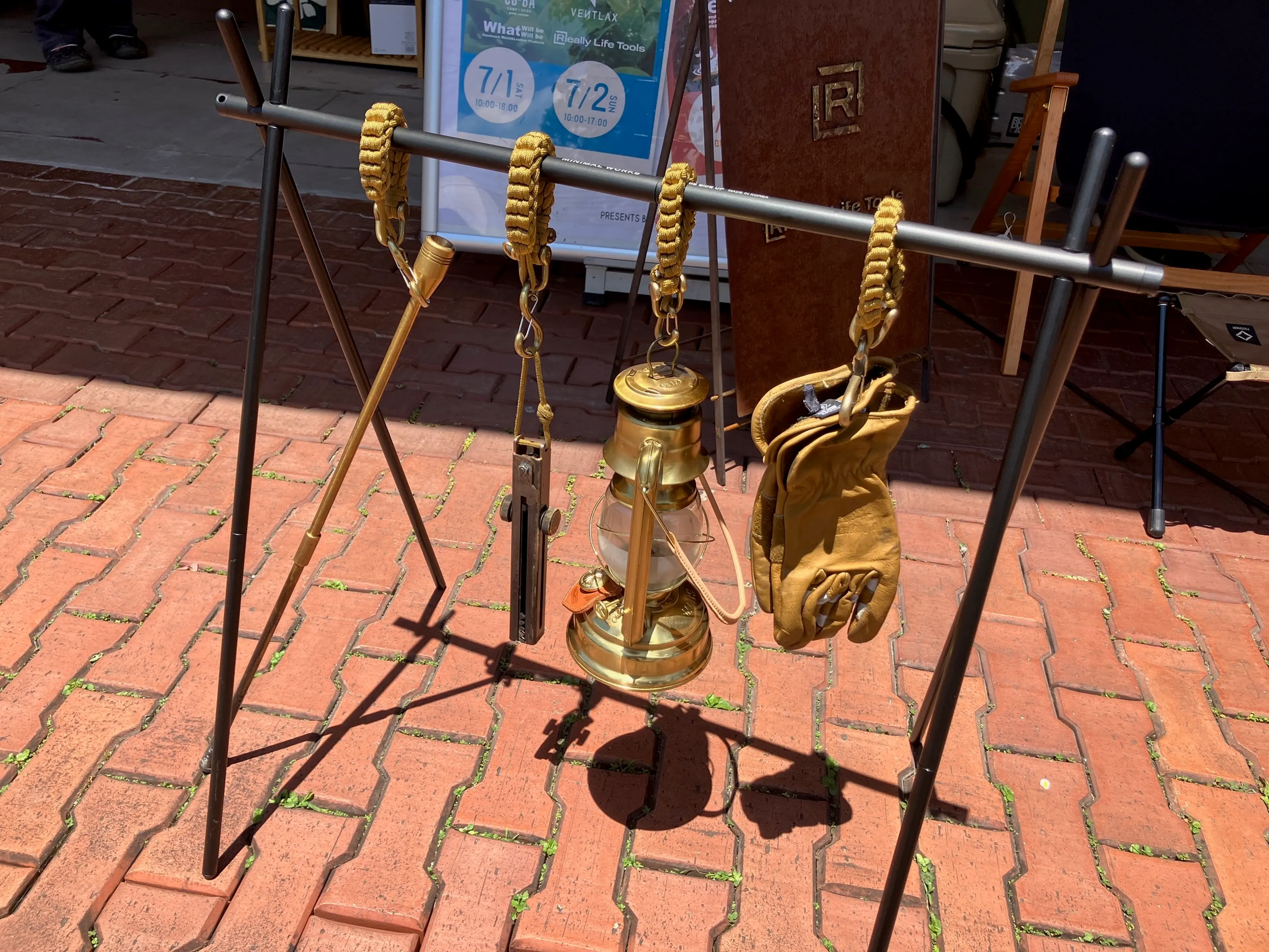 テーブル・チェア・ハンモック Really Life Tools RL Top Plate Brass L 一生育て続けられる人生の定番。「RLTチェア」に見るReally Life