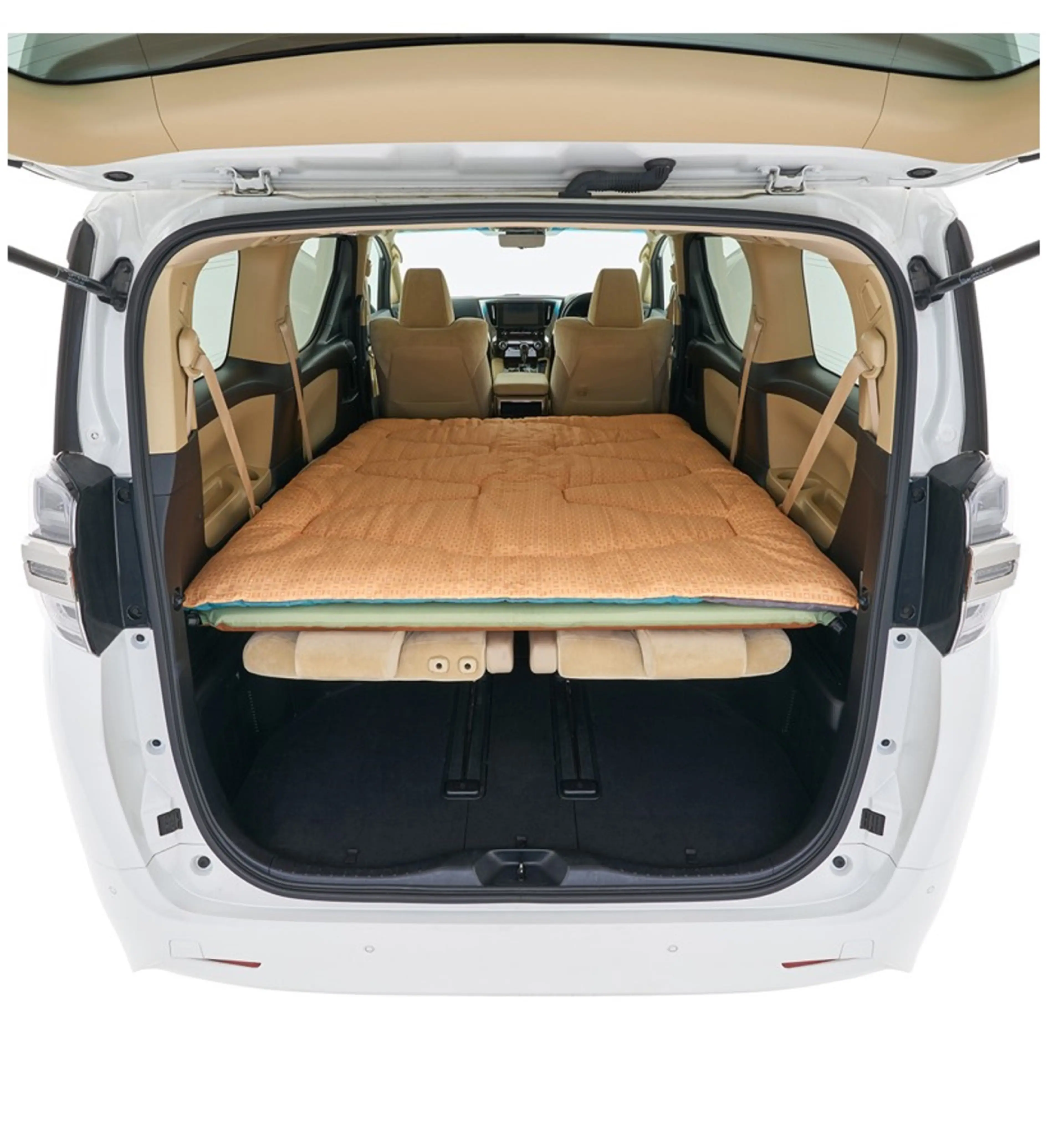 車中泊派に朗報！ミニバンにジャスト＆分離もOKな「寝袋」が新登場
