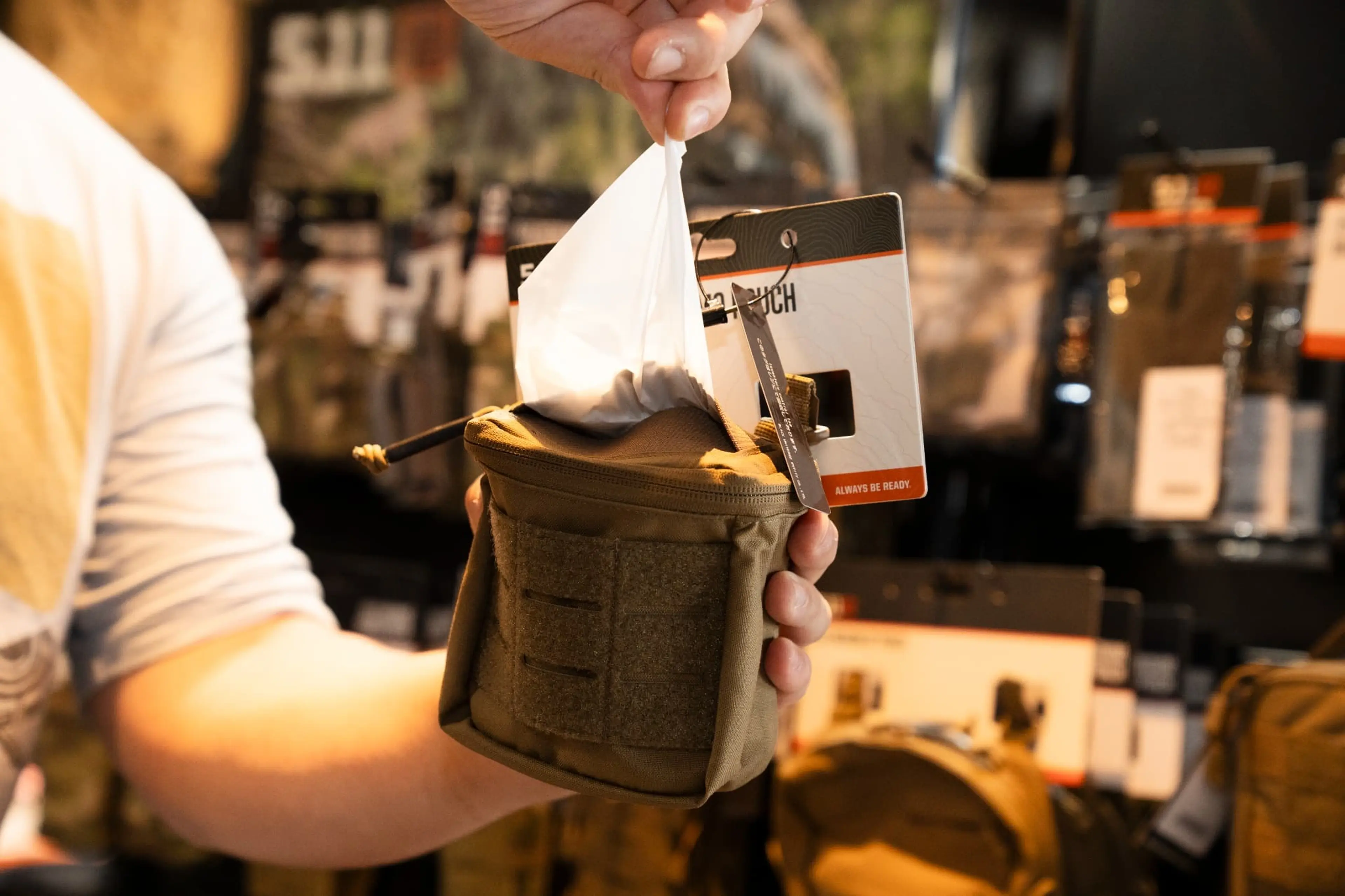 専用(5.11まで) 弾薬の代わりにビニール袋？FBIも御用達「5.11 Tactical」のギア