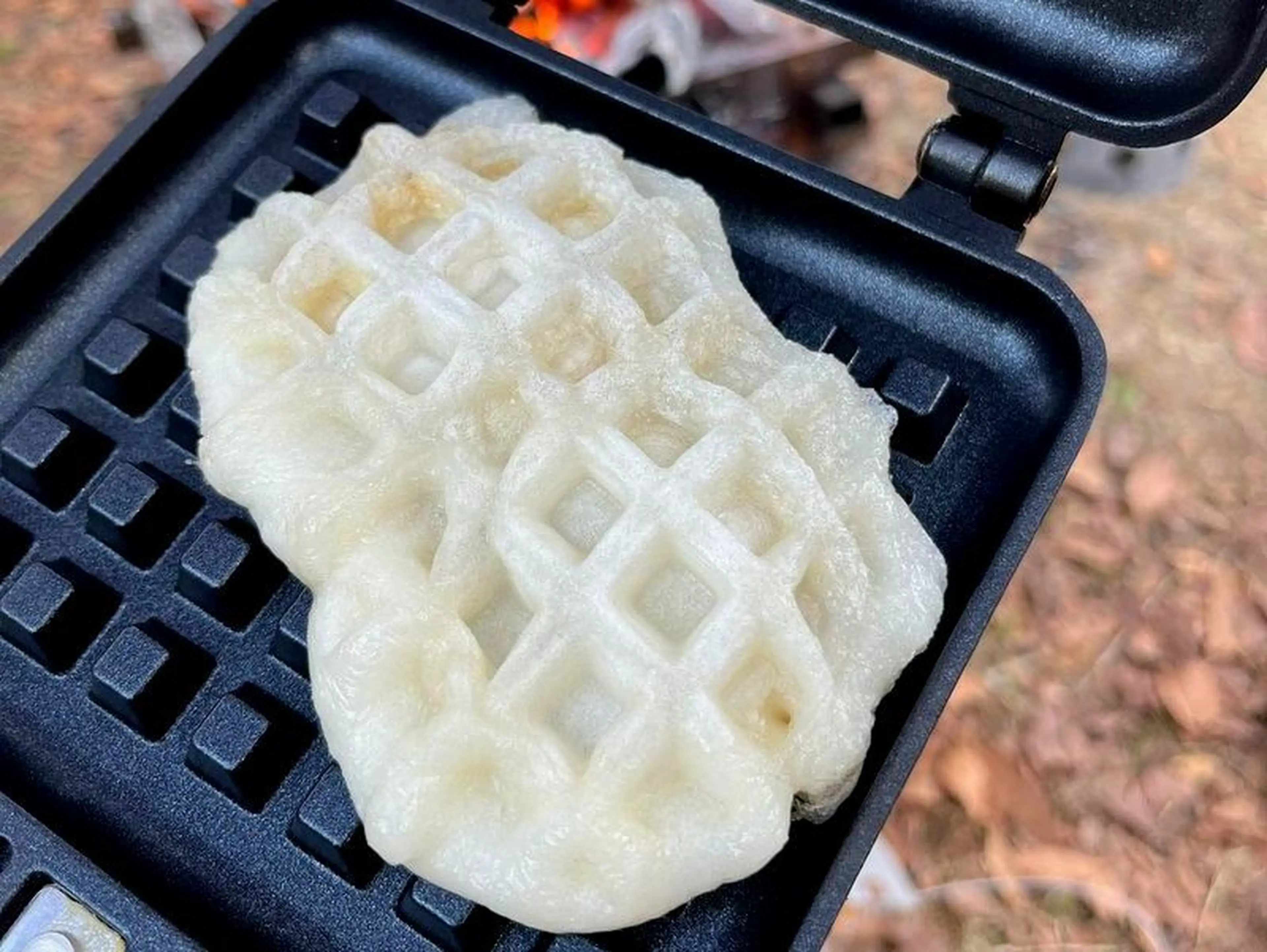 ワッフルメーカー ダイソーの「ワッフルメーカー」が王道にして神アイテムでした【100均