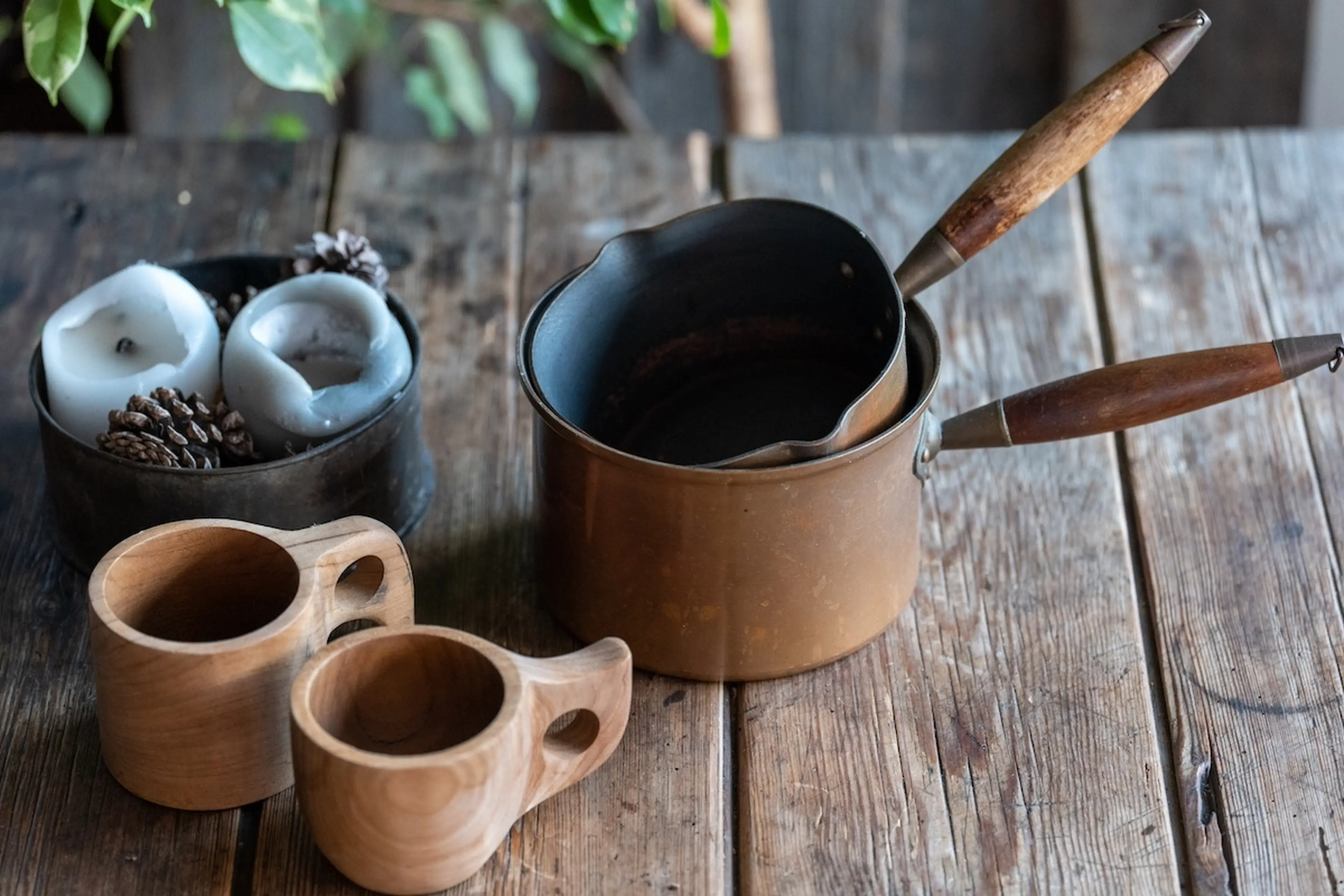 陶器　3点セット 襟首が狭い衣類もスッと外れる ステンレスハンガー 3本セット