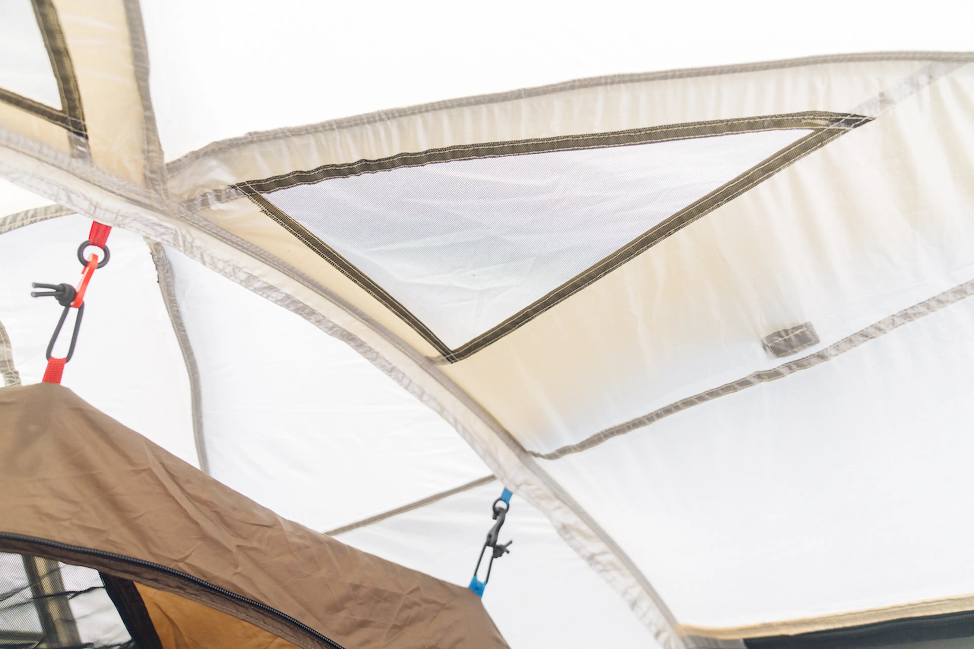 2023年振り返り】定番品人気が再燃！専門店に聞いた「今年よく売れた