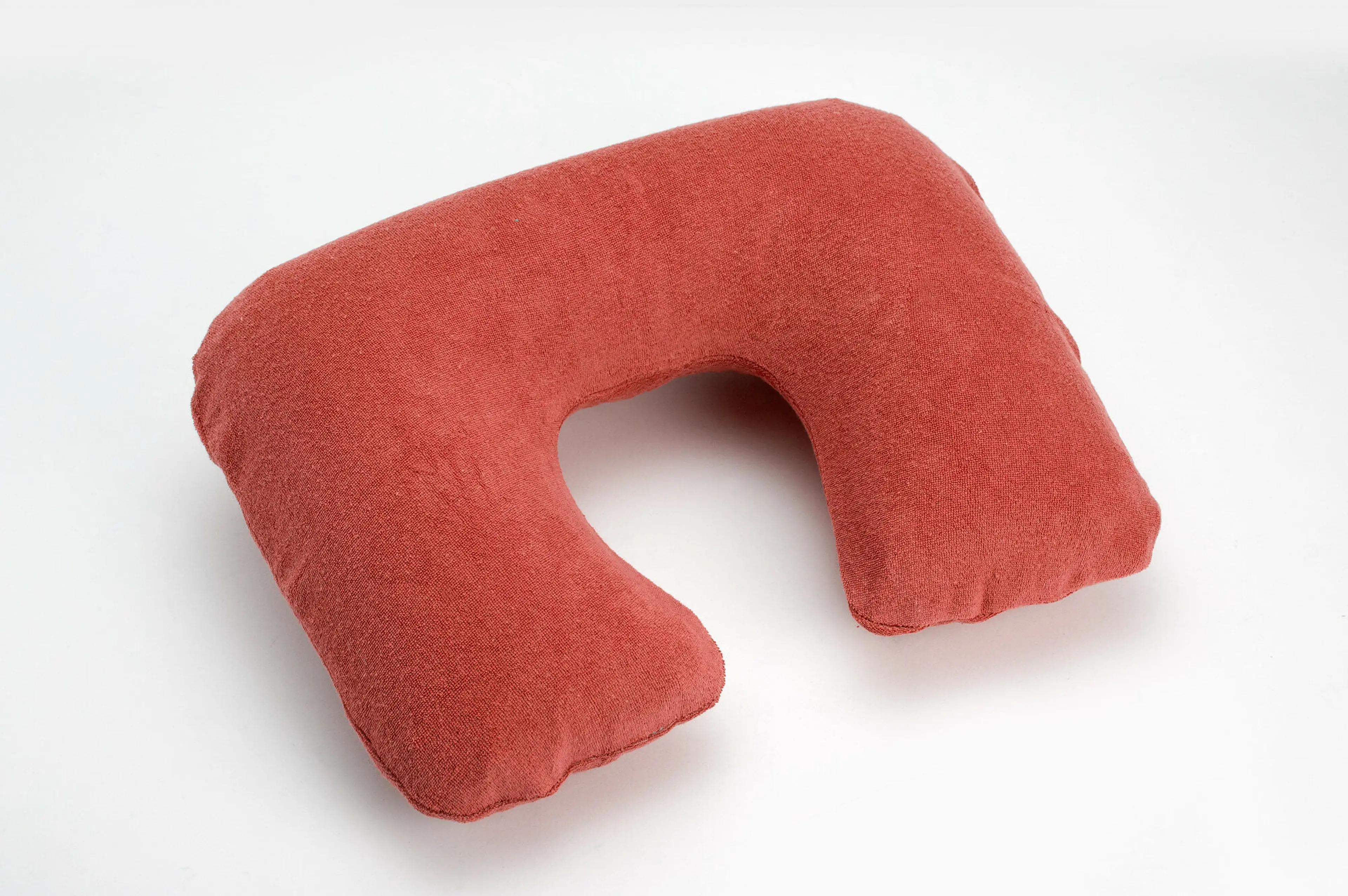 2025年最新】ネックピローの最強おすすめ19選！飛行機・新幹線