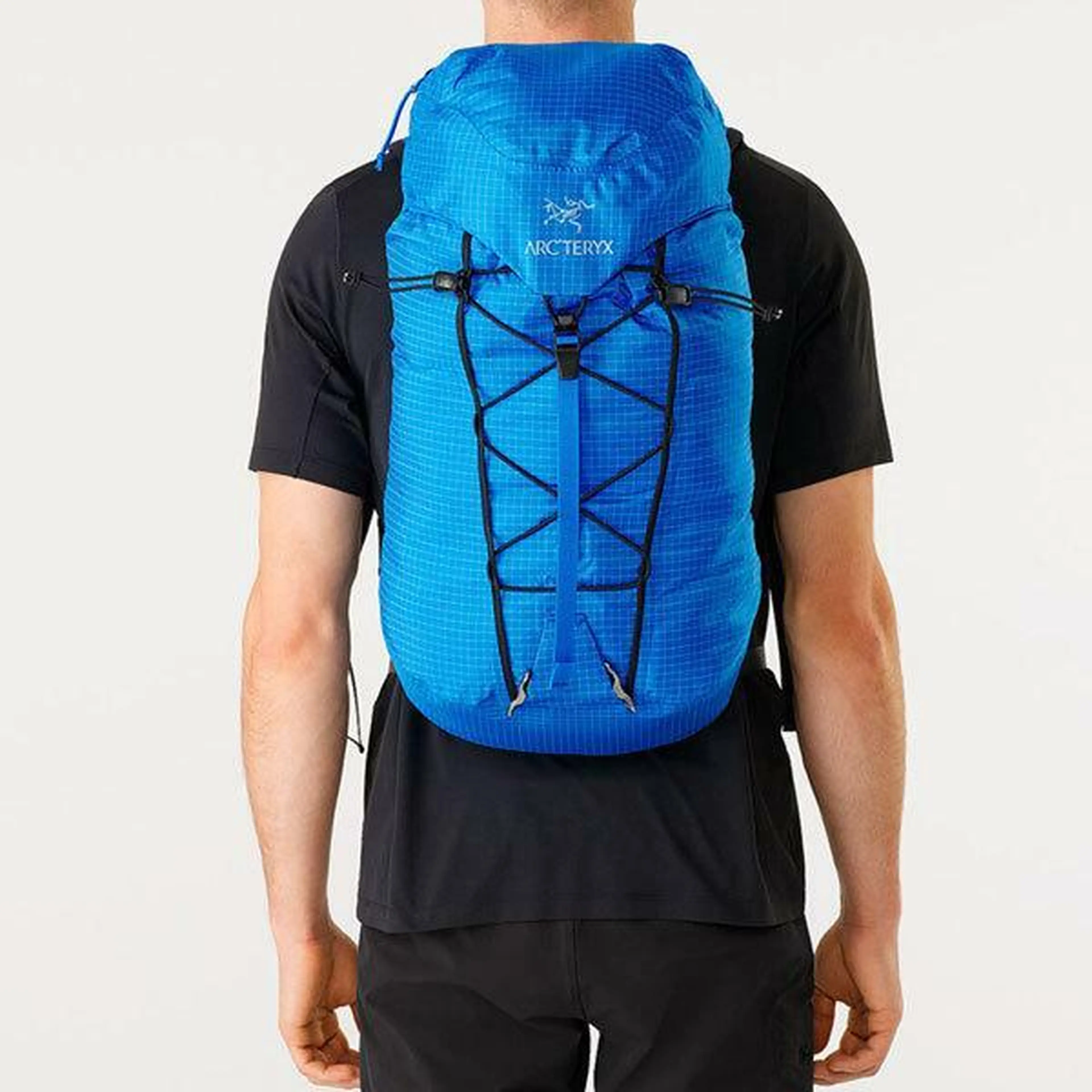 ARC&#39;TERYX - アークテリクス バックパック タウンユースに最適です。 アークテリクスのリュックおすすめ9選。普段使いしやすいモノ