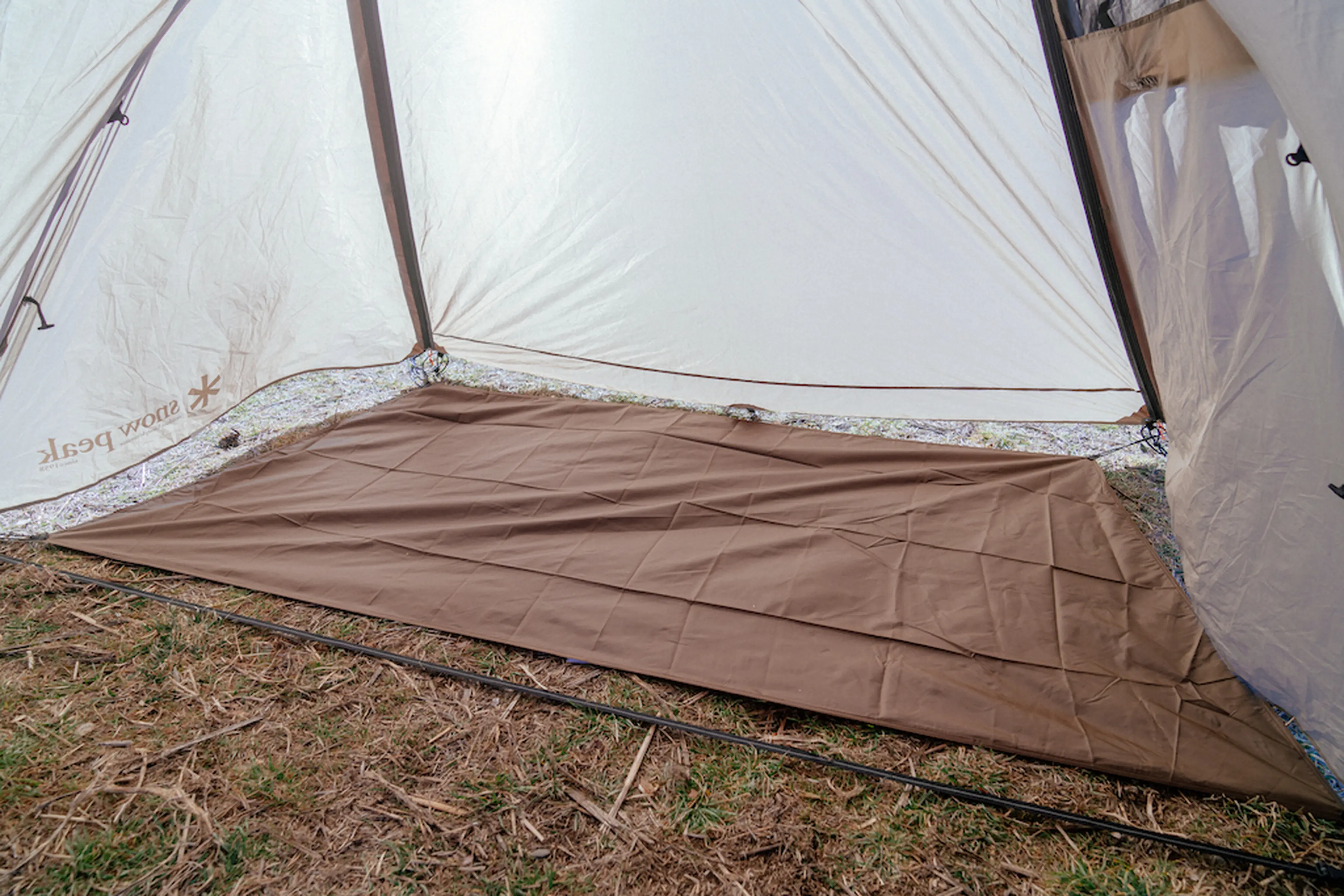 あなたはどれを選ぶ？ソロ派に人気のテント「コールマン・スノーピーク